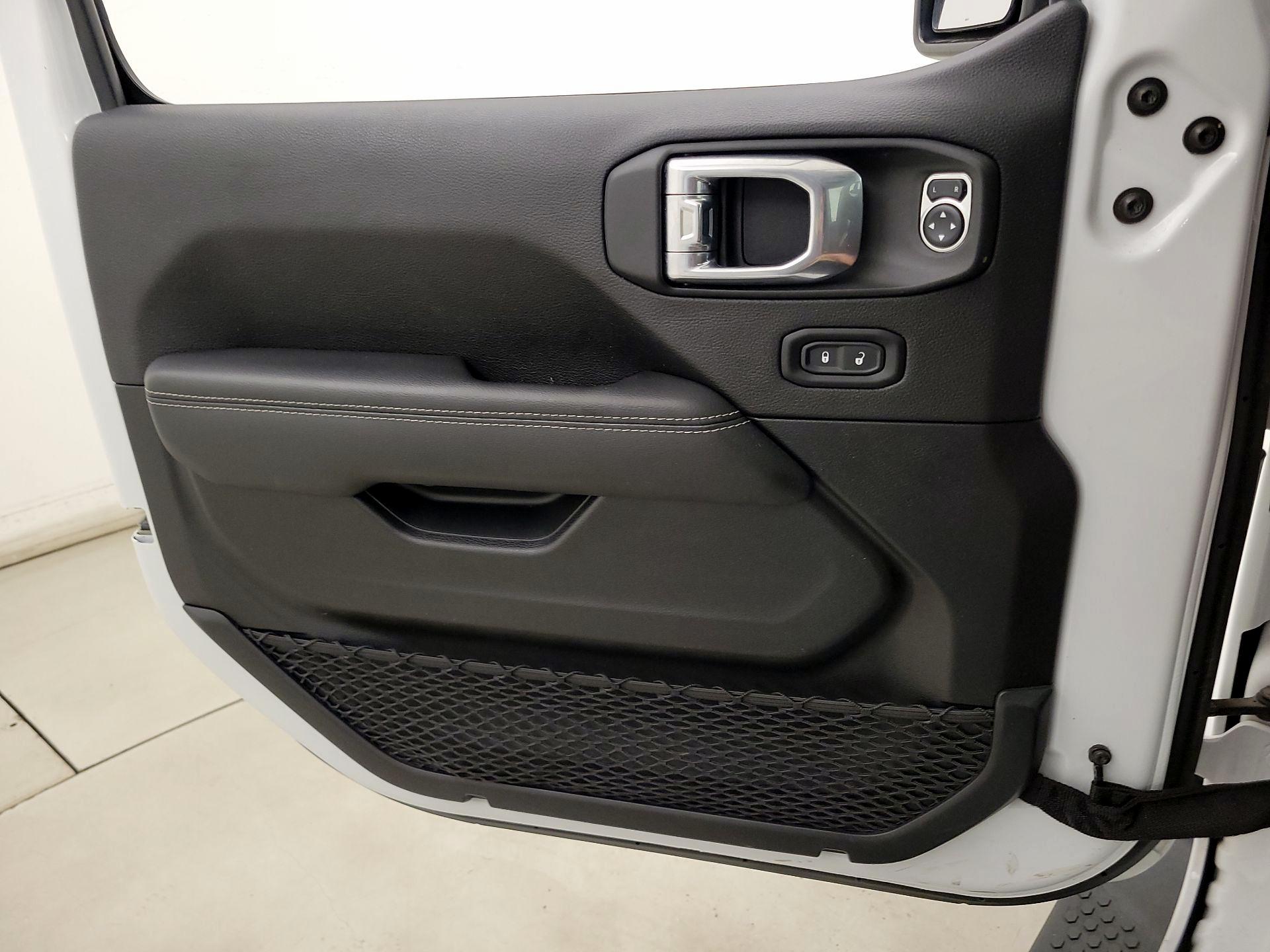 Thumbnail: 2021 Jeep Wrangler - 12