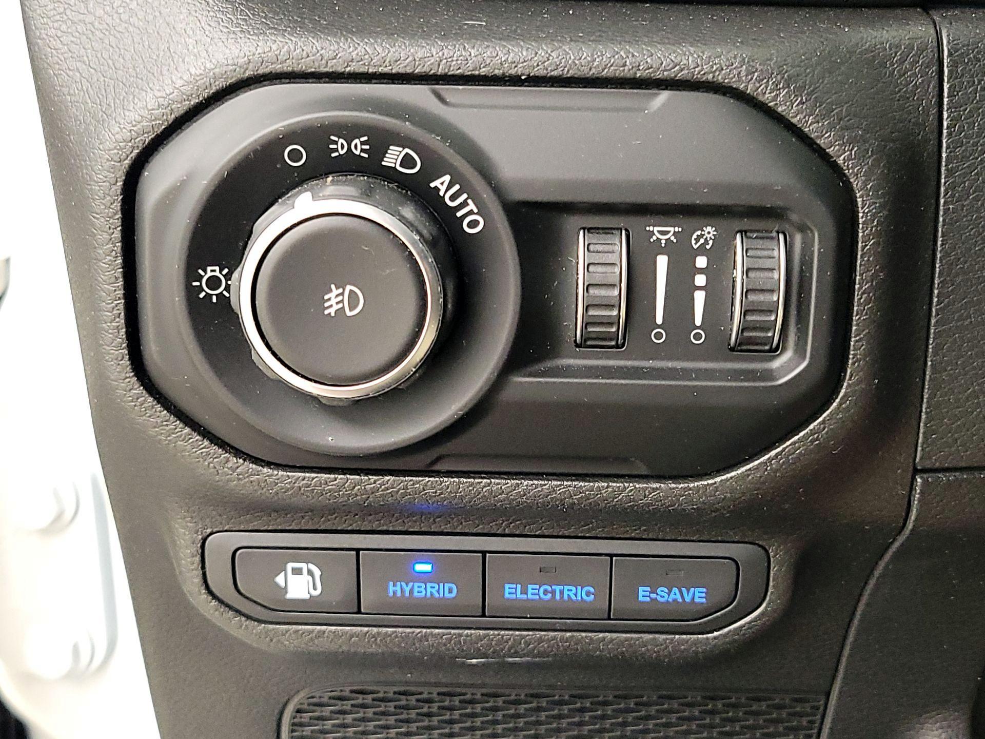 Thumbnail: 2021 Jeep Wrangler - 13