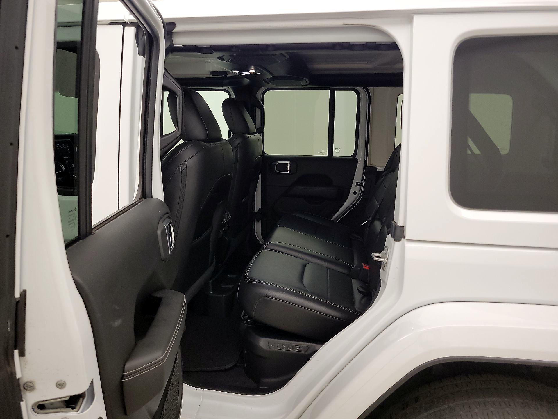 Thumbnail: 2021 Jeep Wrangler - 20