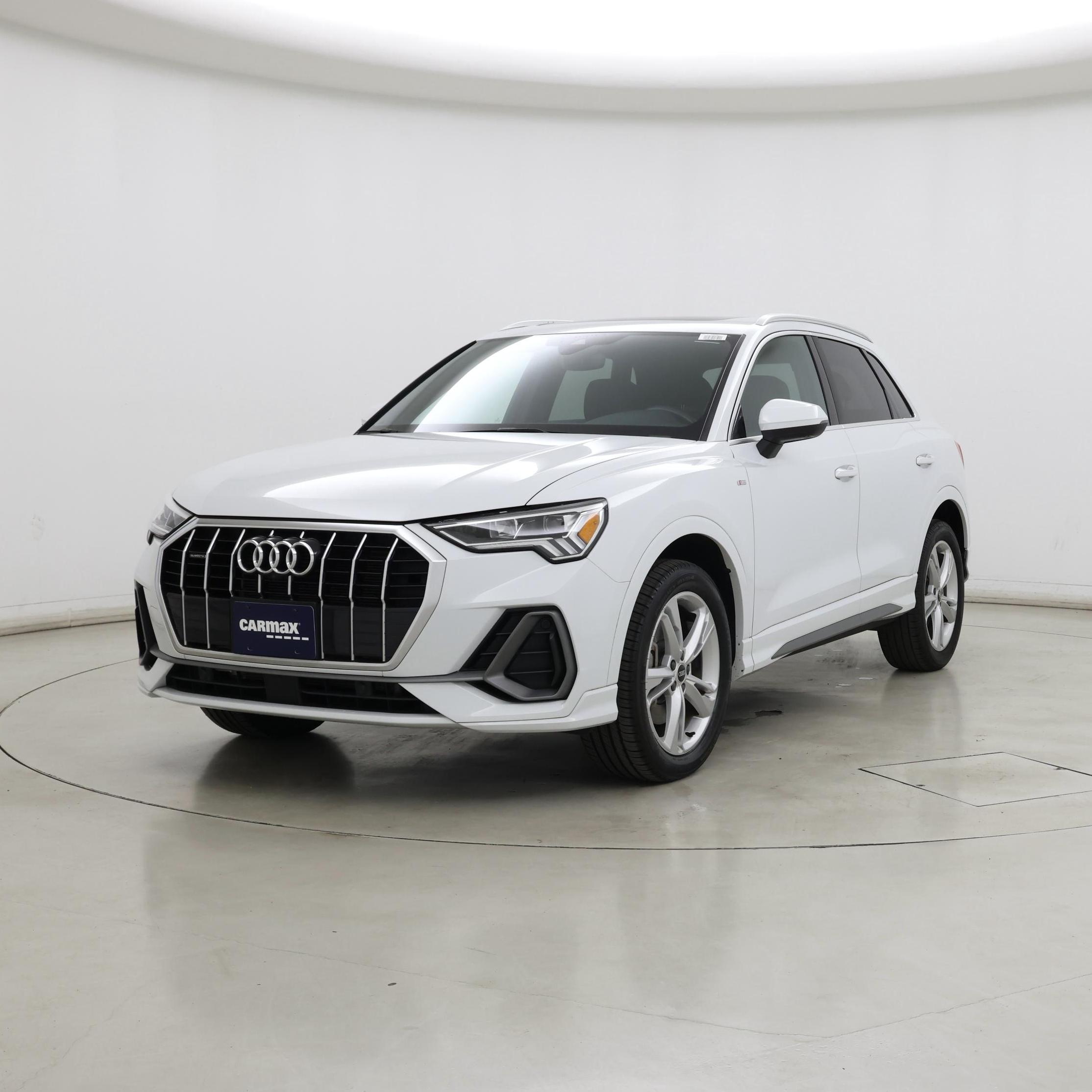 Thumbnail: 2022 Audi Q3 - 4