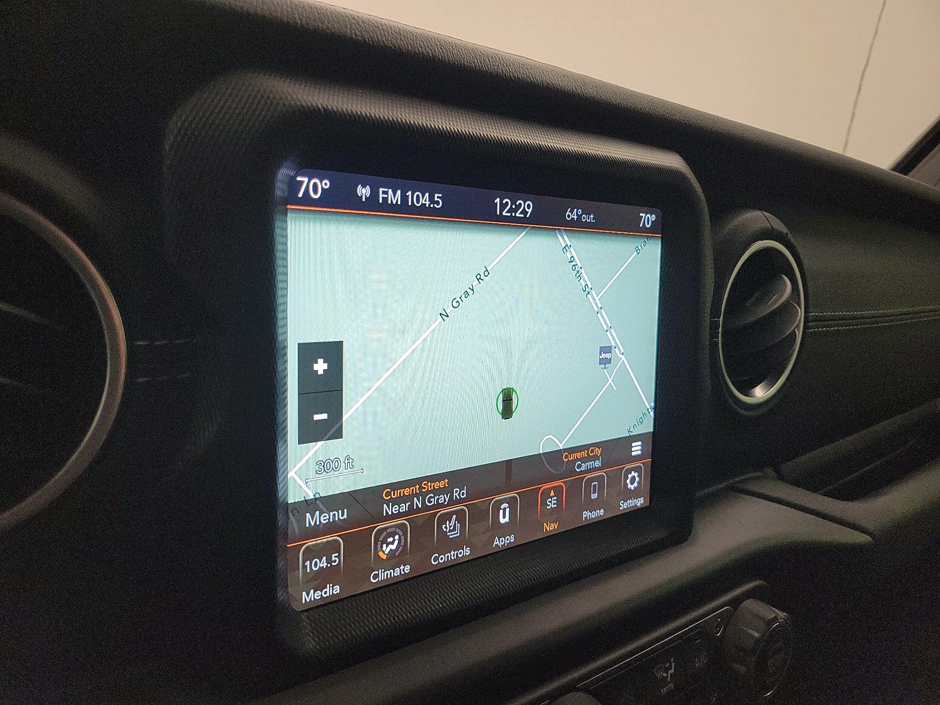Thumbnail: 2021 Jeep Wrangler - 14