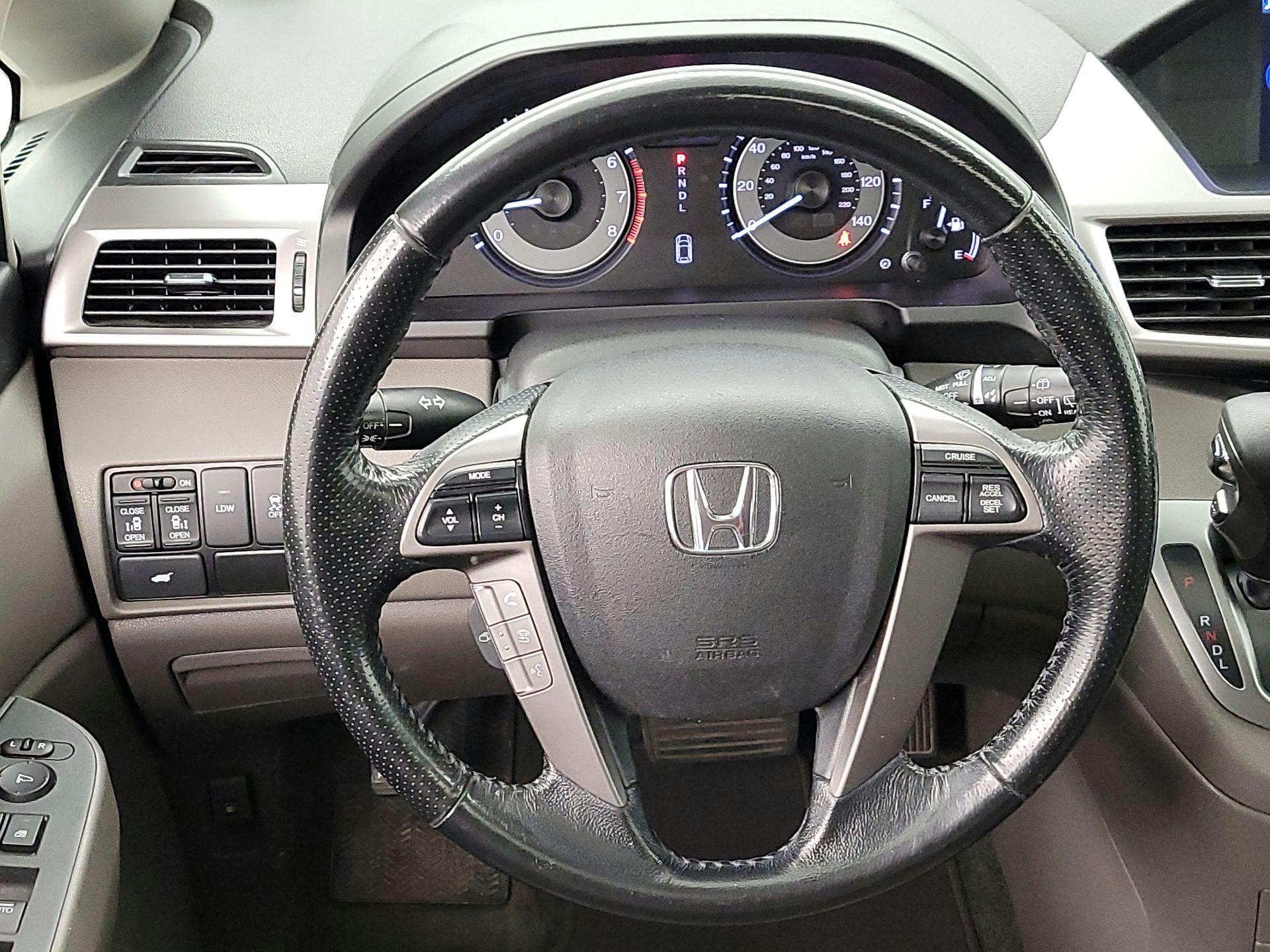 Thumbnail: 2015 Honda Odyssey - 10