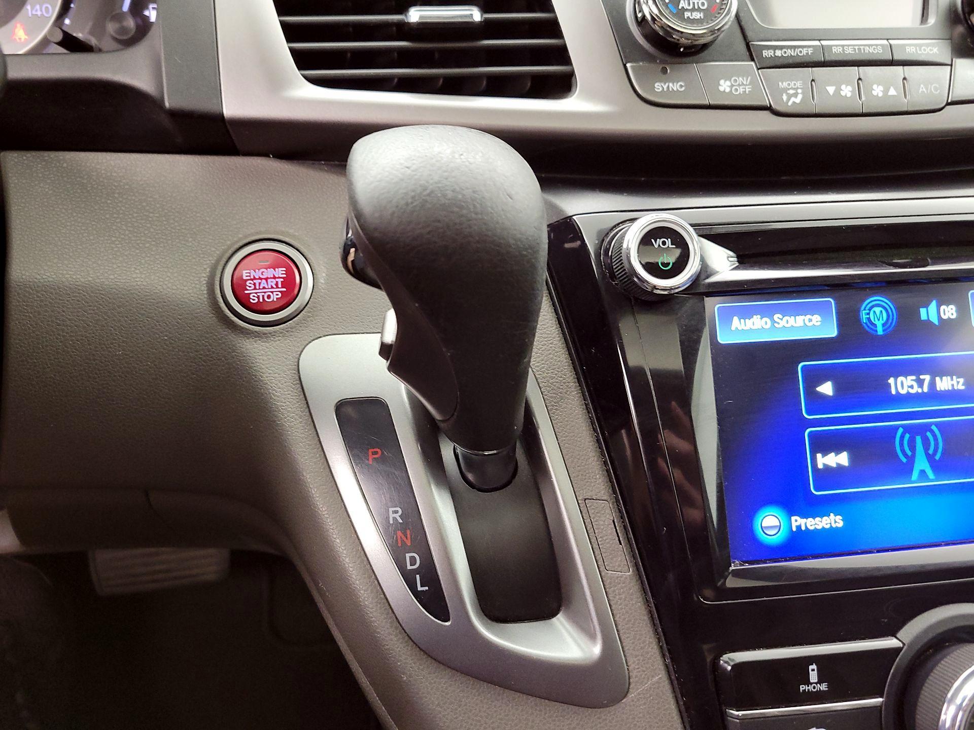 Thumbnail: 2015 Honda Odyssey - 17