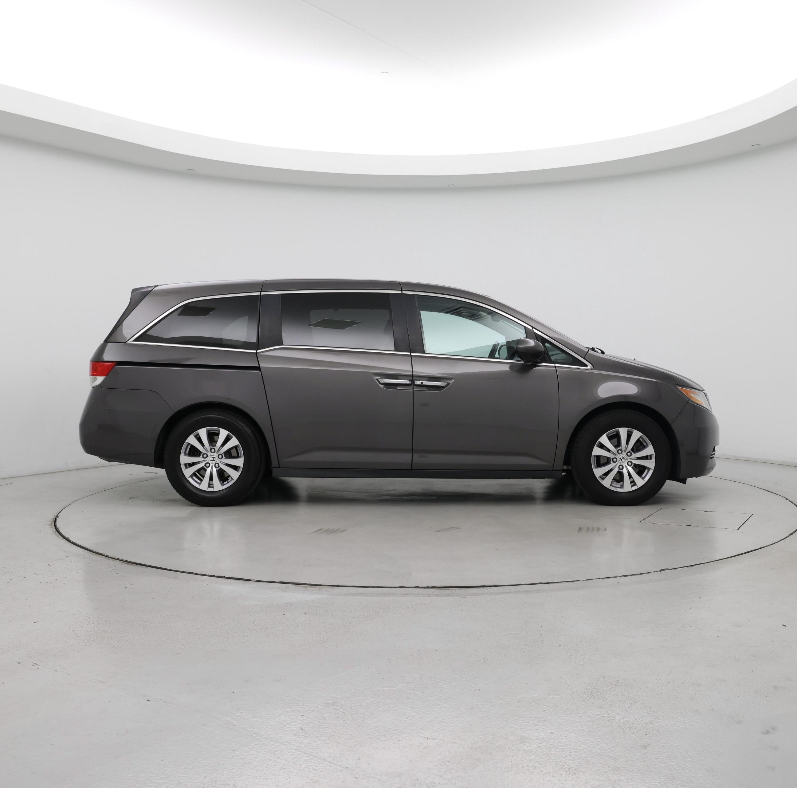 Thumbnail: 2015 Honda Odyssey - 7
