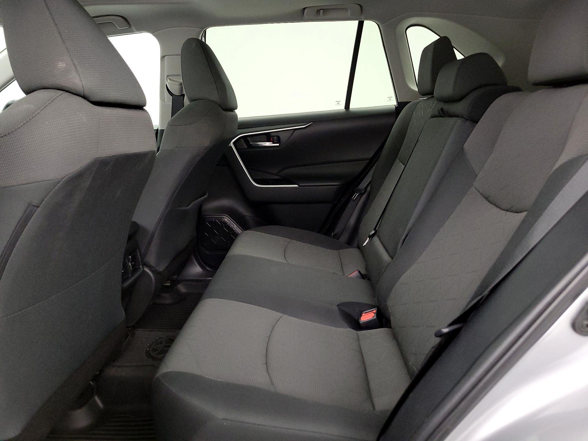 Thumbnail: 2024 Toyota RAV4 - 20