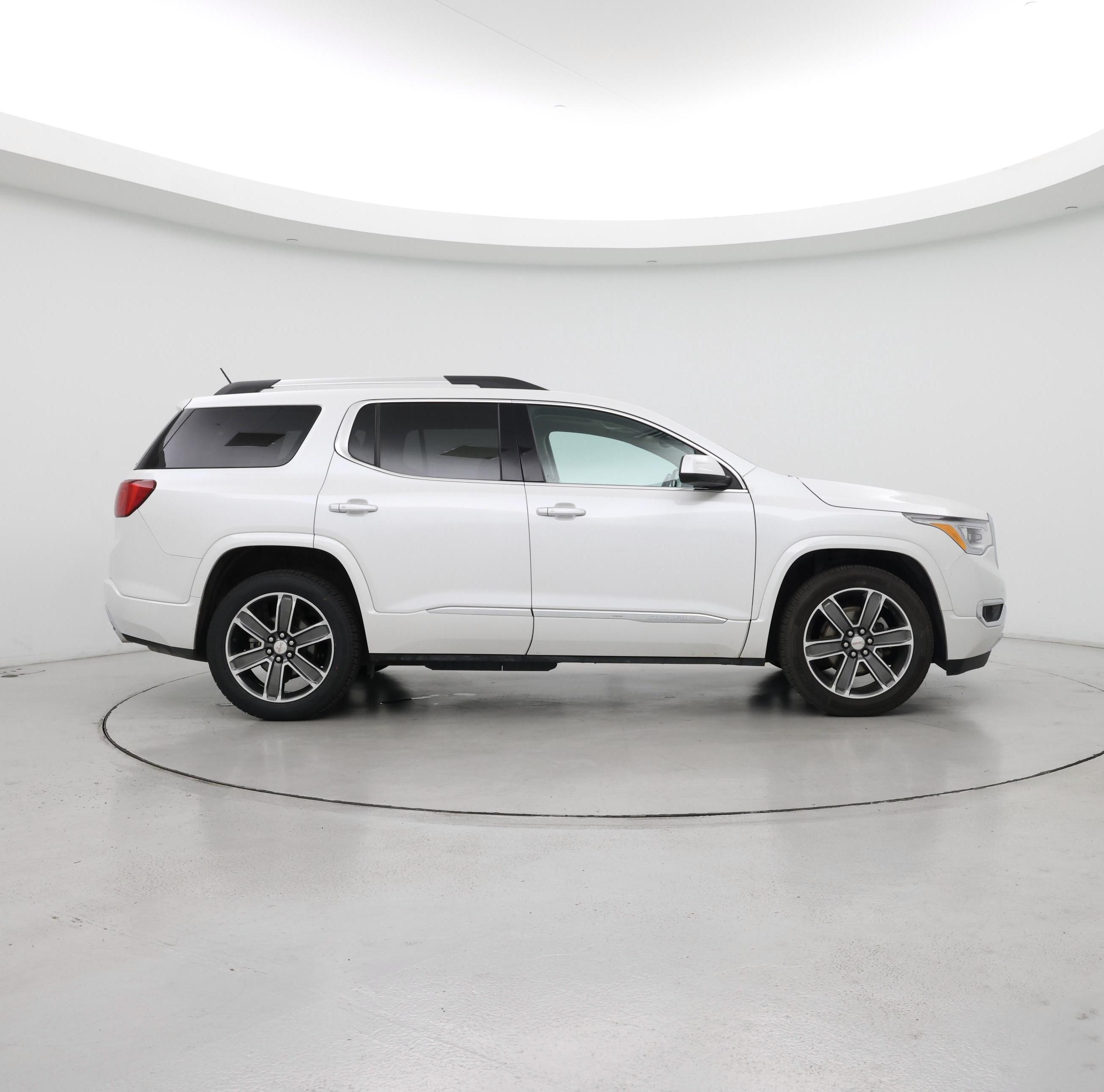 Thumbnail: 2017 GMC Acadia - 7