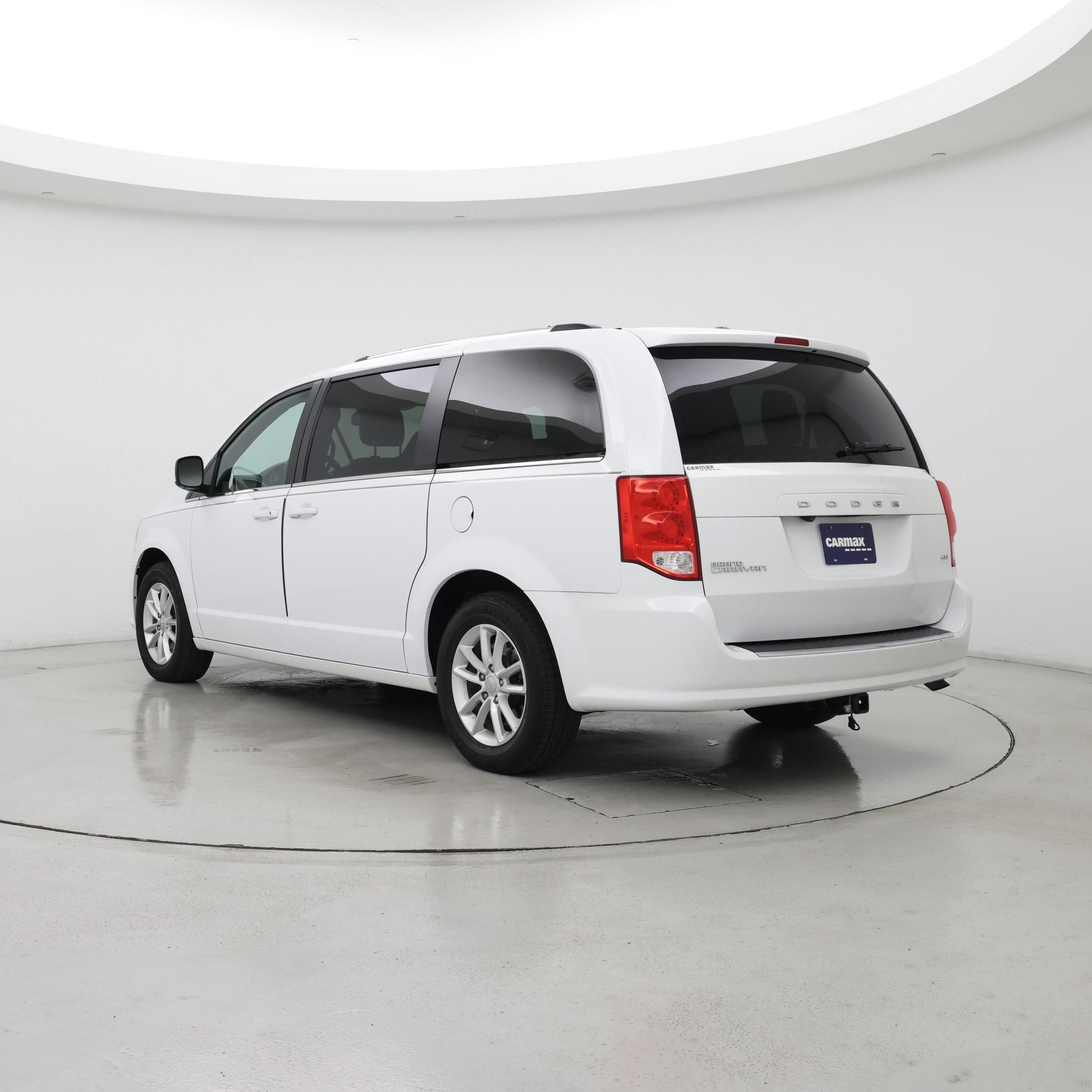 Thumbnail: 2020 Dodge Grand Caravan - 2