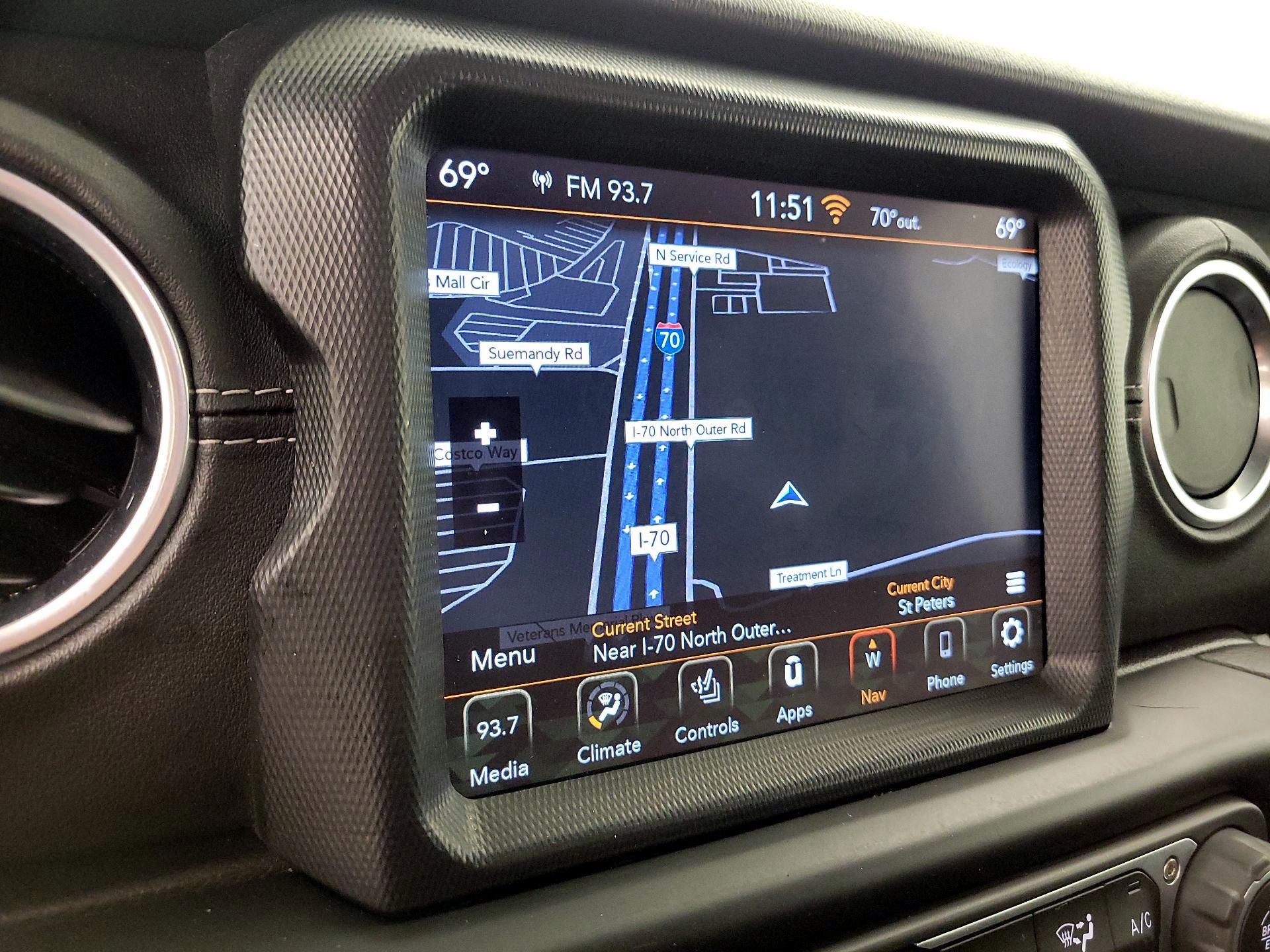 Thumbnail: 2021 Jeep Wrangler - 14