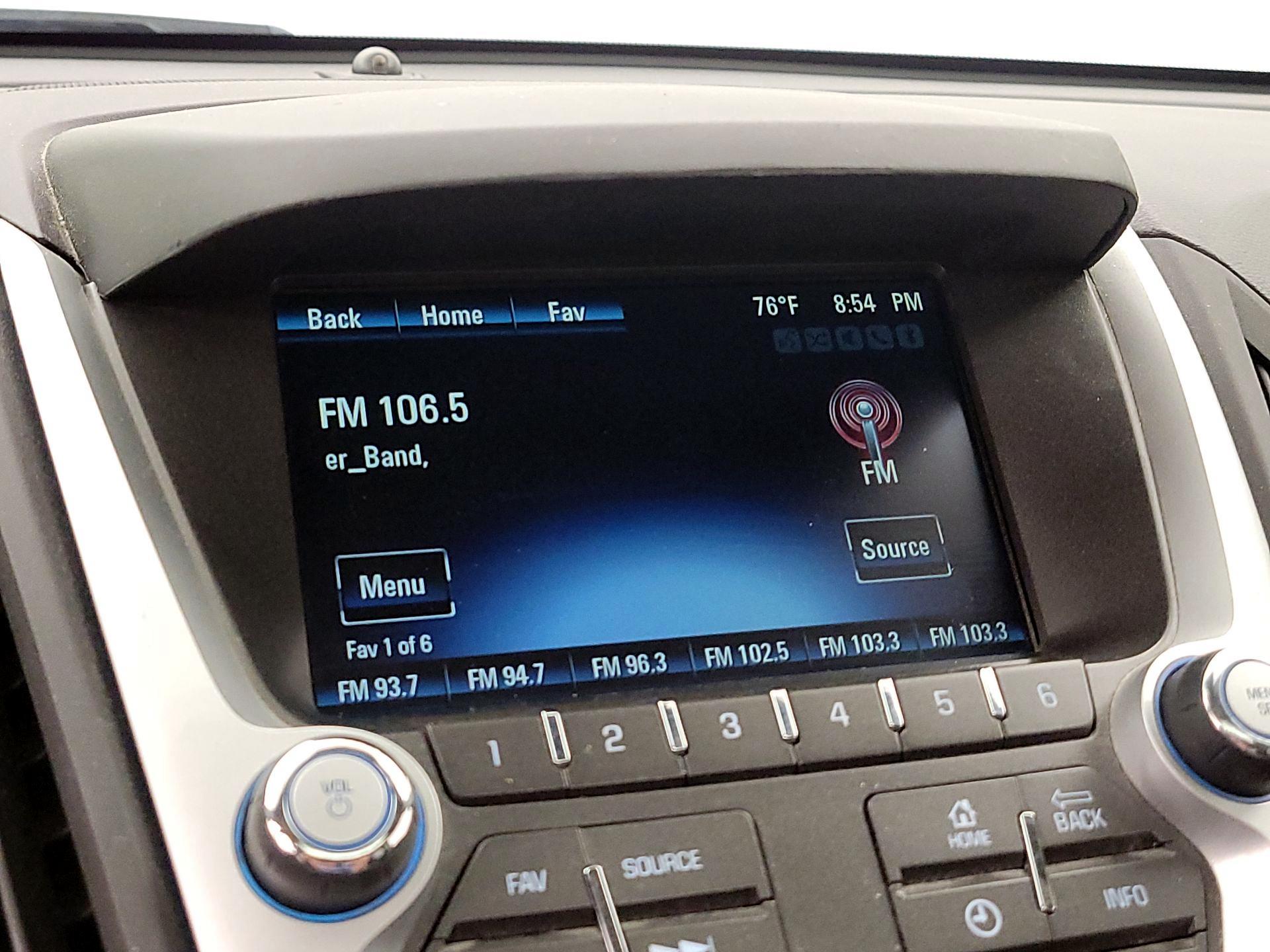 Thumbnail: 2015 Chevrolet Equinox - 14