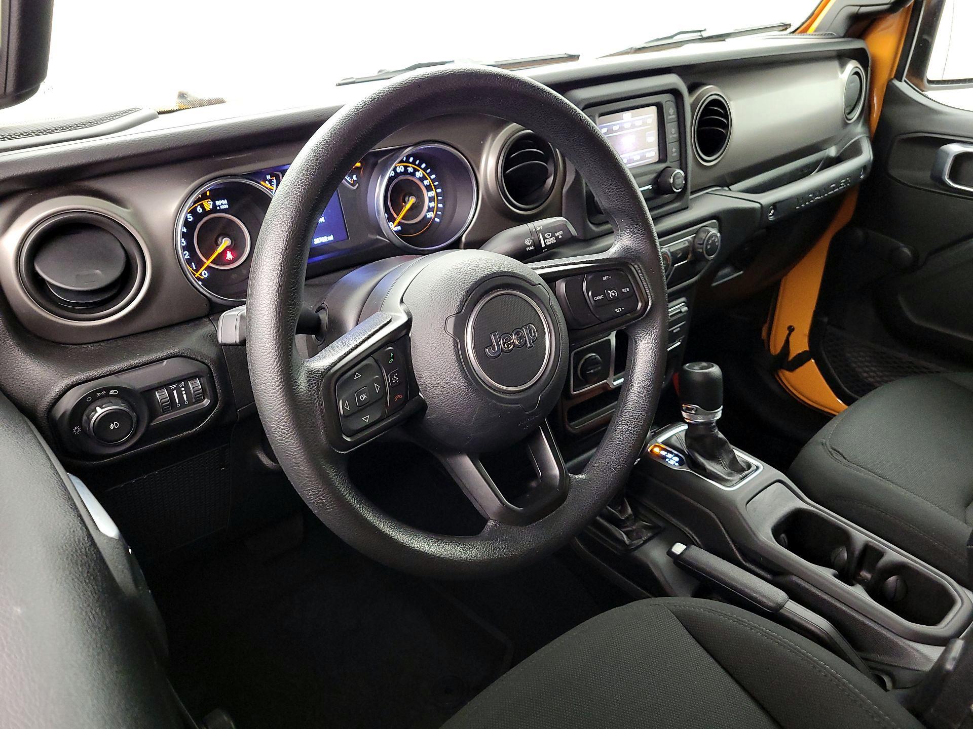 Thumbnail: 2021 Jeep Wrangler - 9