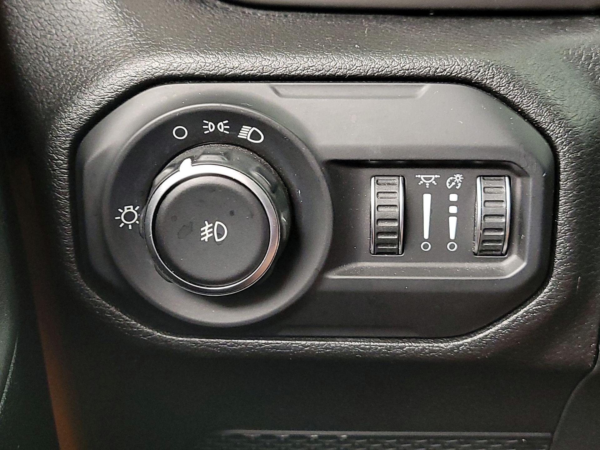 Thumbnail: 2021 Jeep Wrangler - 13