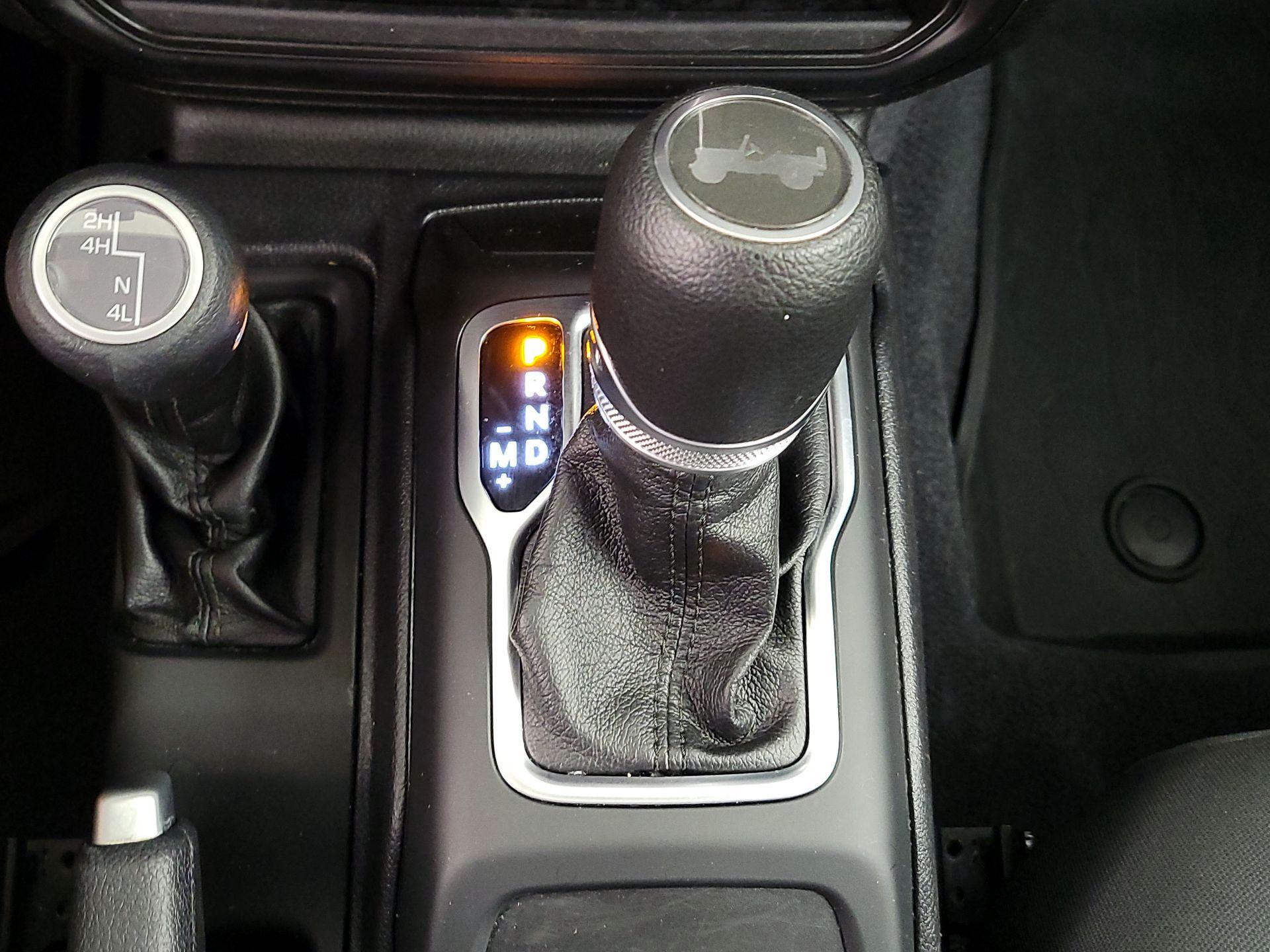 Thumbnail: 2021 Jeep Wrangler - 17