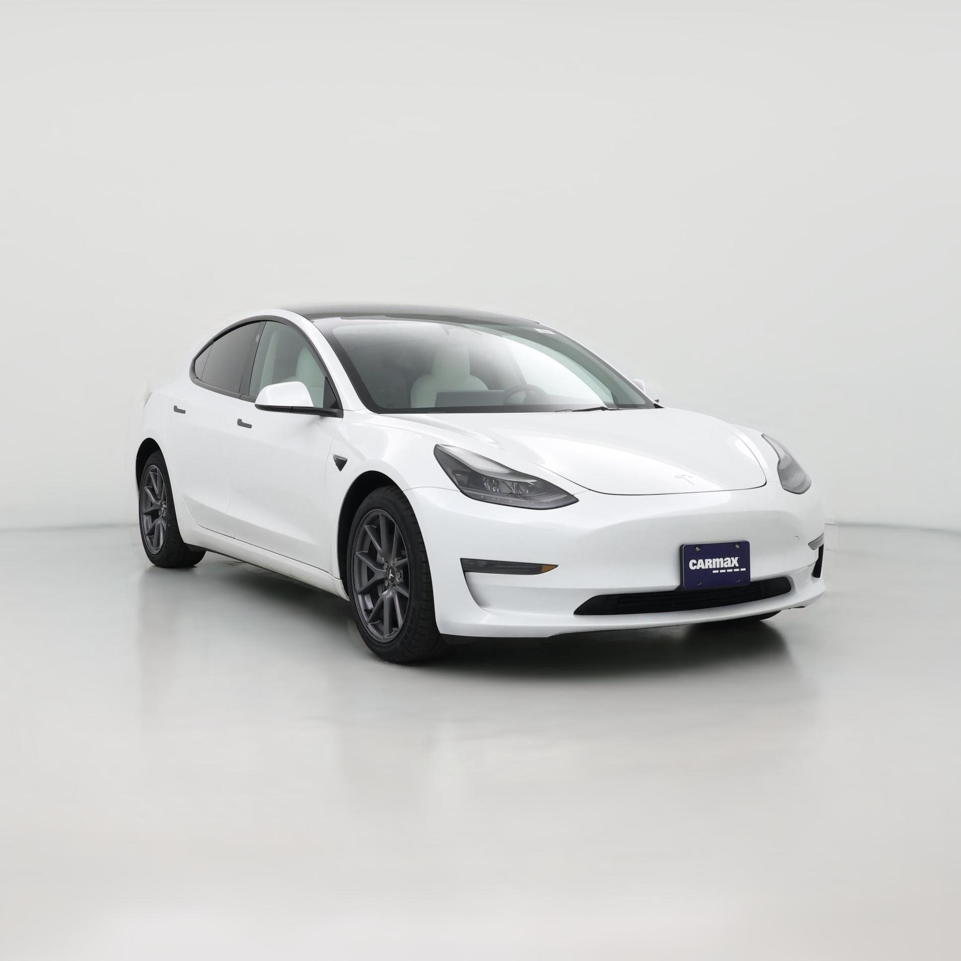 Thumbnail: 2023 Tesla Model 3 - 1