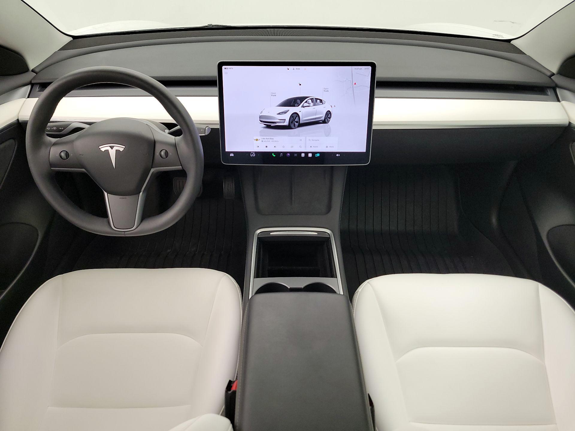 Thumbnail: 2023 Tesla Model 3 - 9