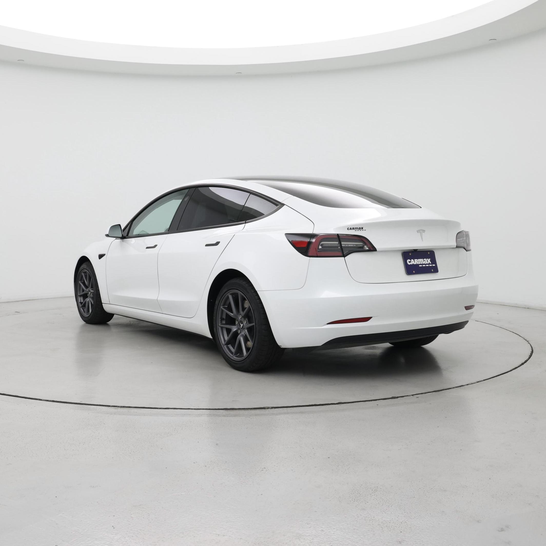 Thumbnail: 2023 Tesla Model 3 - 2