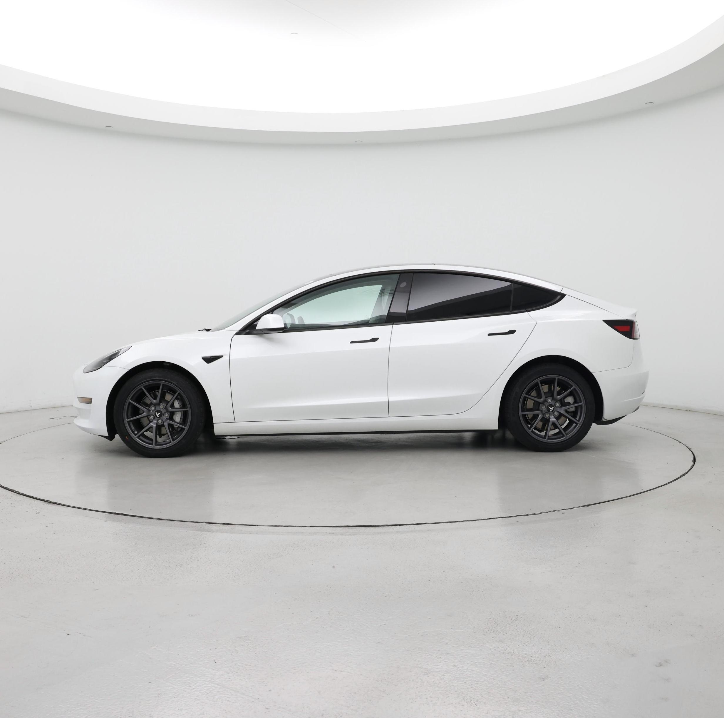 Thumbnail: 2023 Tesla Model 3 - 3