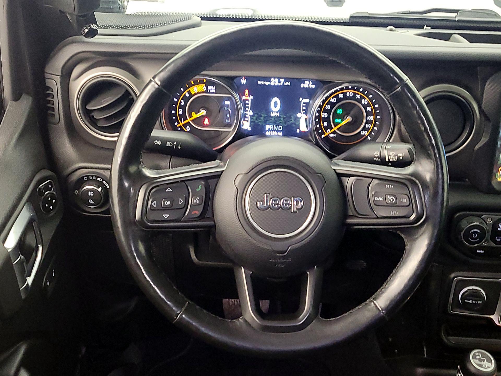 Thumbnail: 2021 Jeep Gladiator - 10