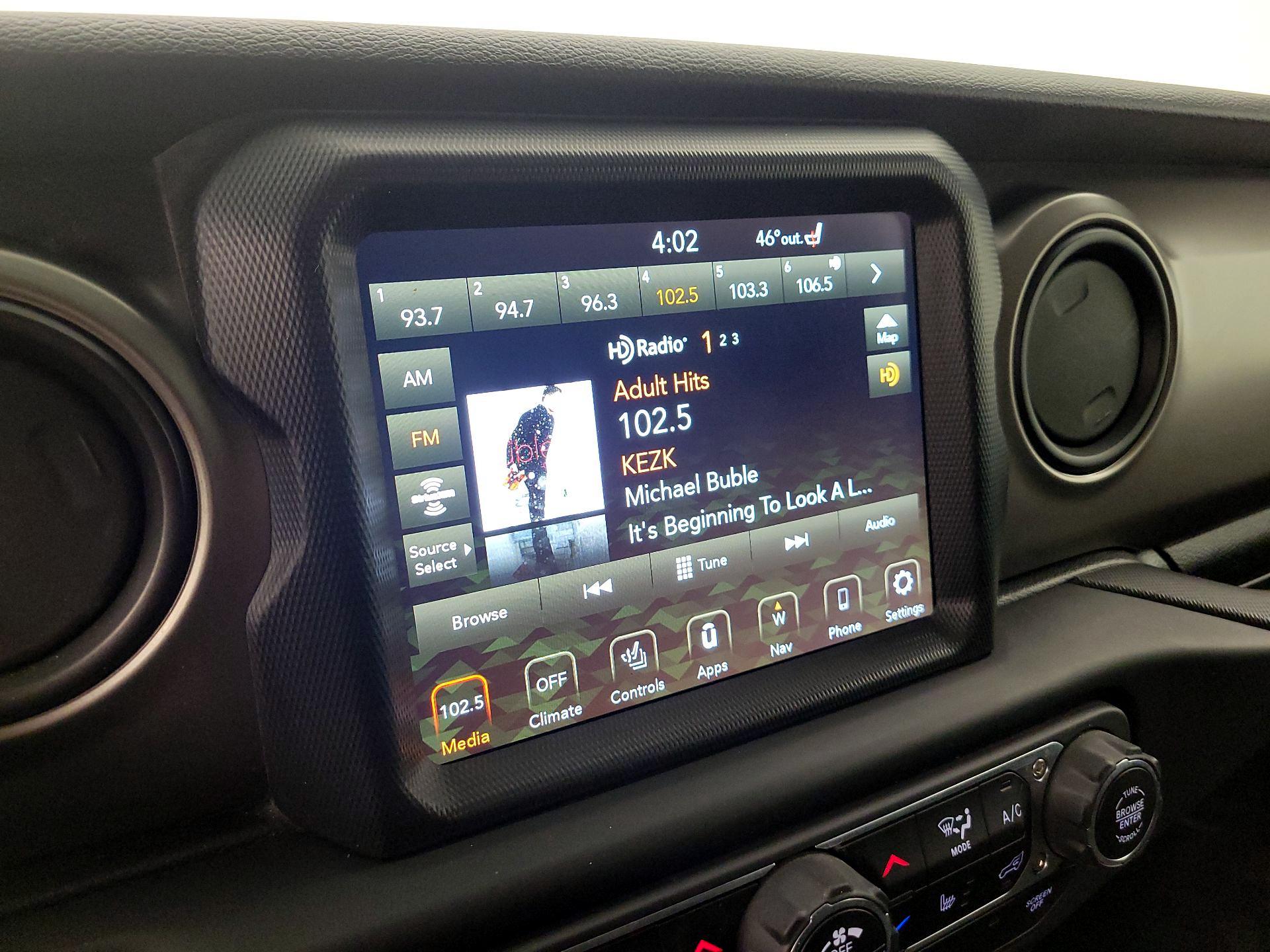 Thumbnail: 2021 Jeep Gladiator - 16