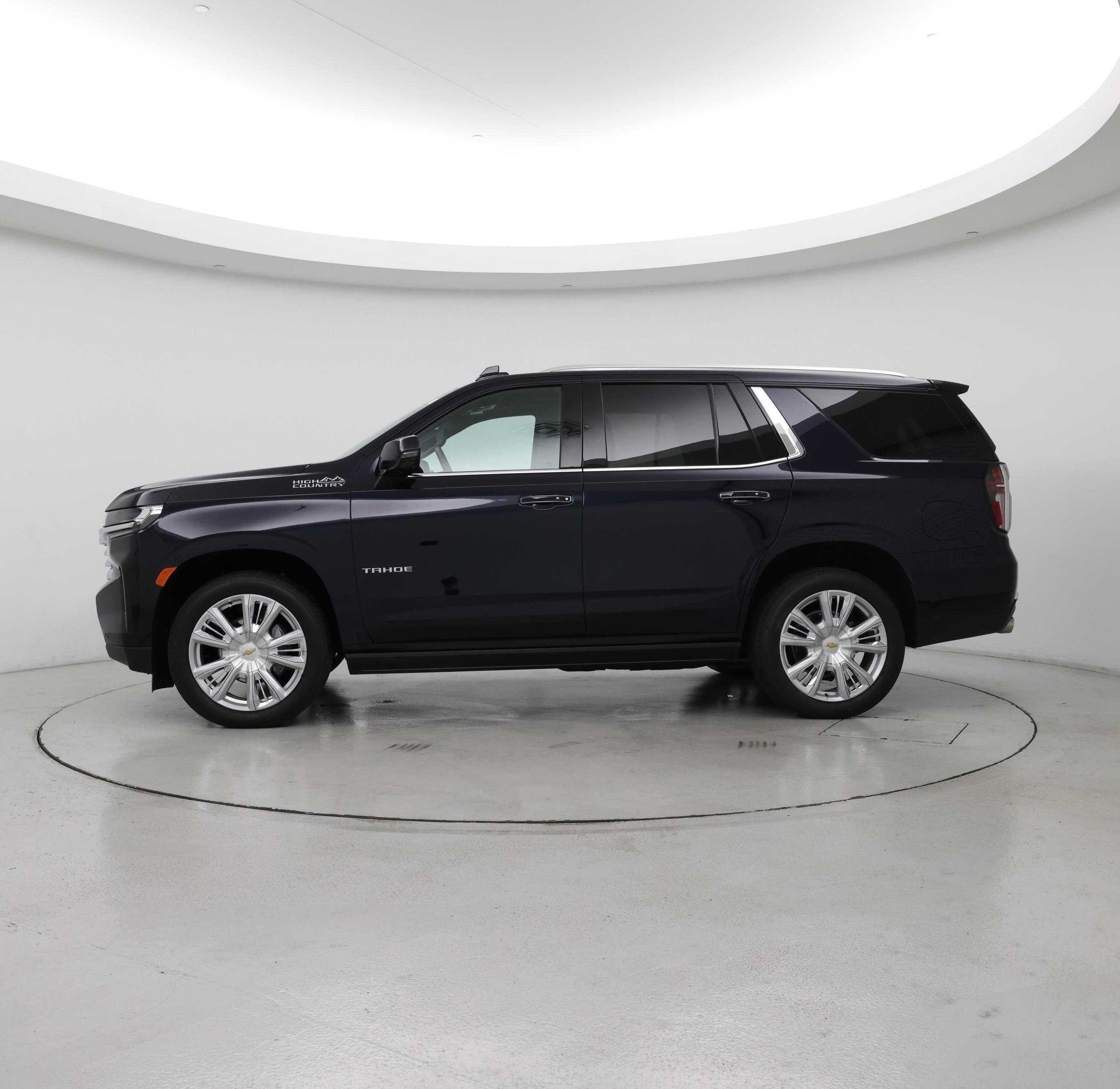 Thumbnail: 2024 Chevrolet Tahoe - 3