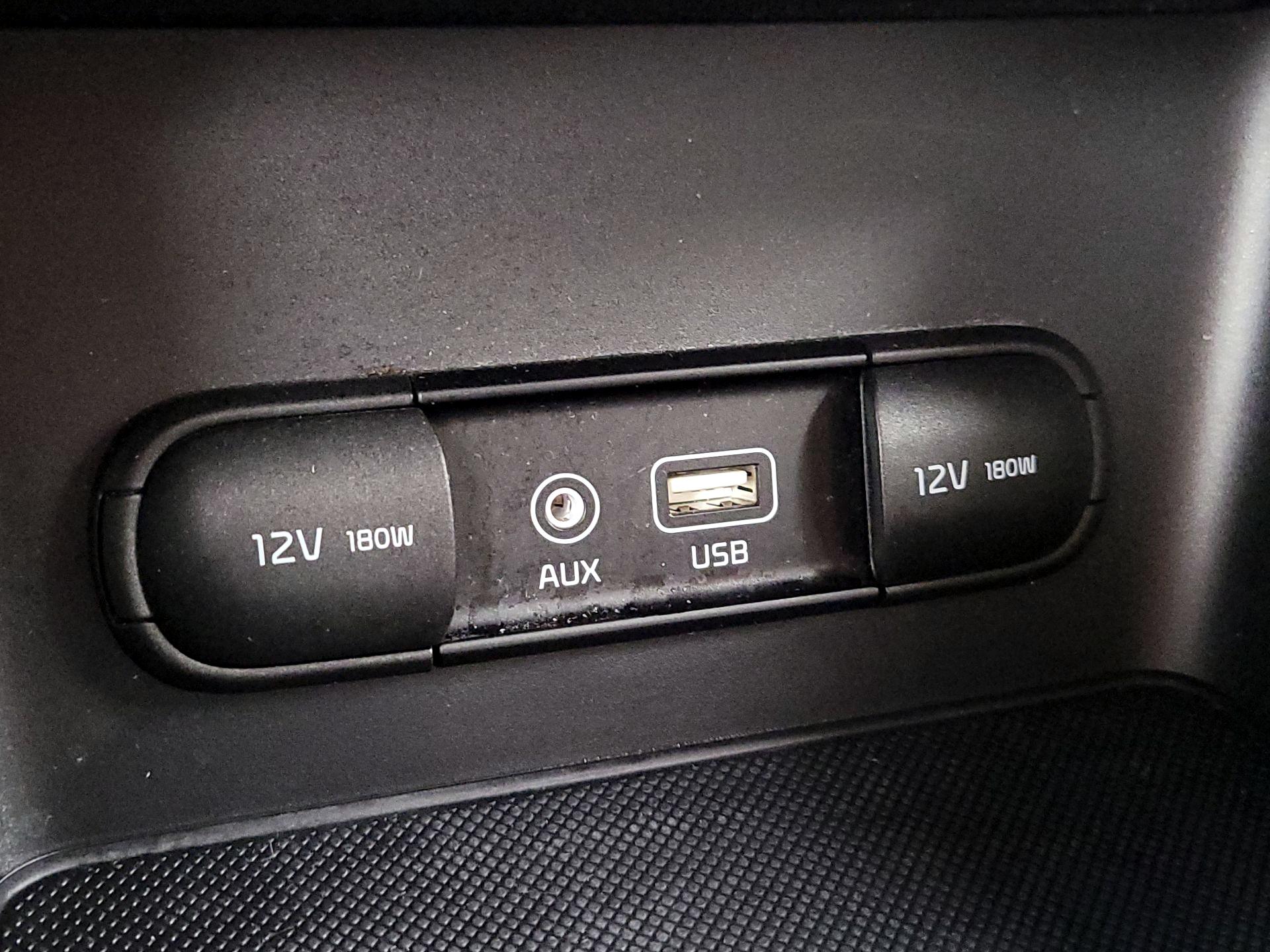 Thumbnail: 2018 Kia Sportage - 18