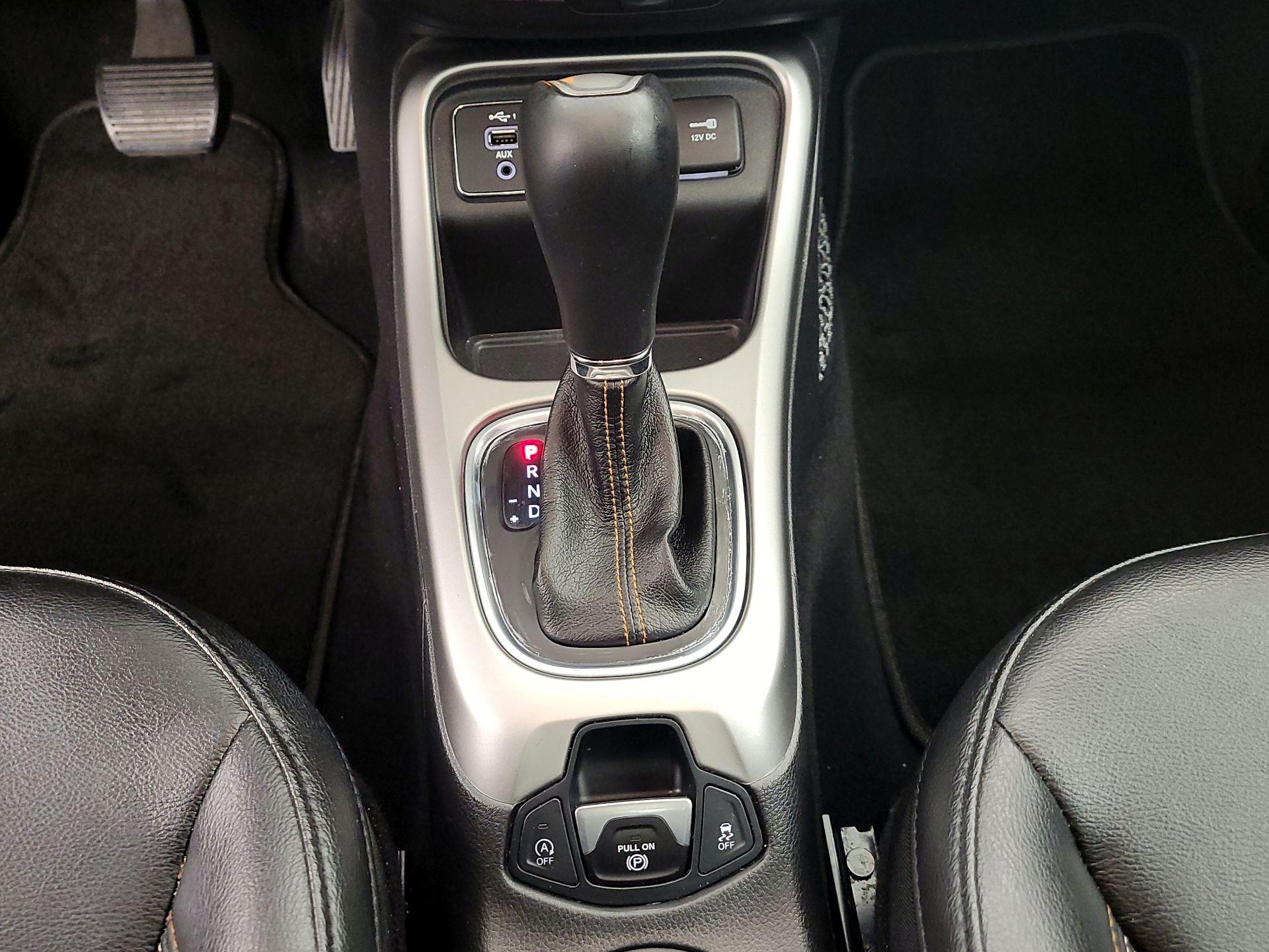 Thumbnail: 2020 Jeep Compass - 18