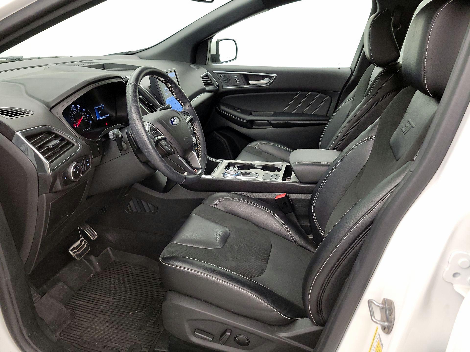 Thumbnail: 2023 Ford Edge - 11