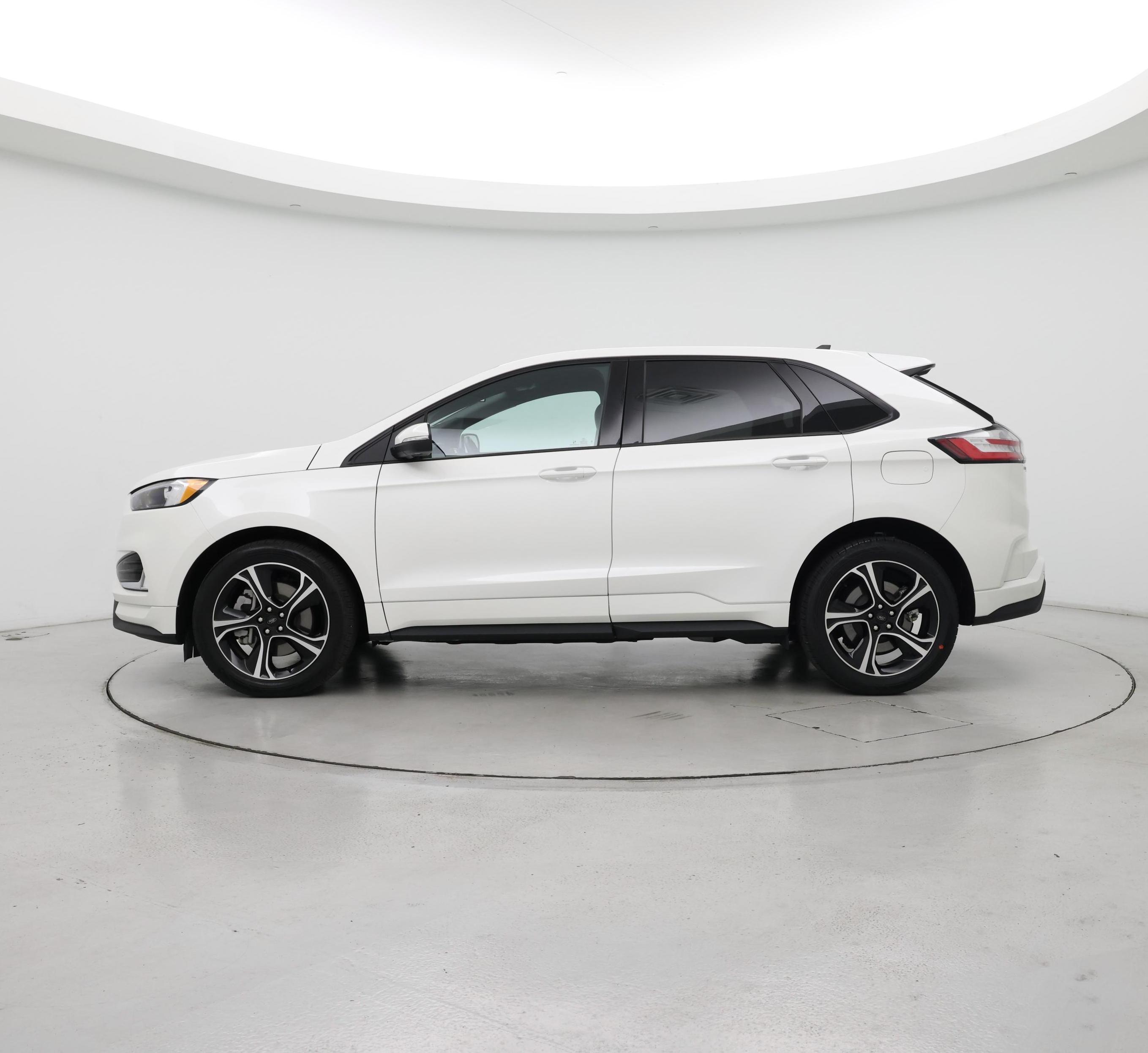 Thumbnail: 2023 Ford Edge - 3