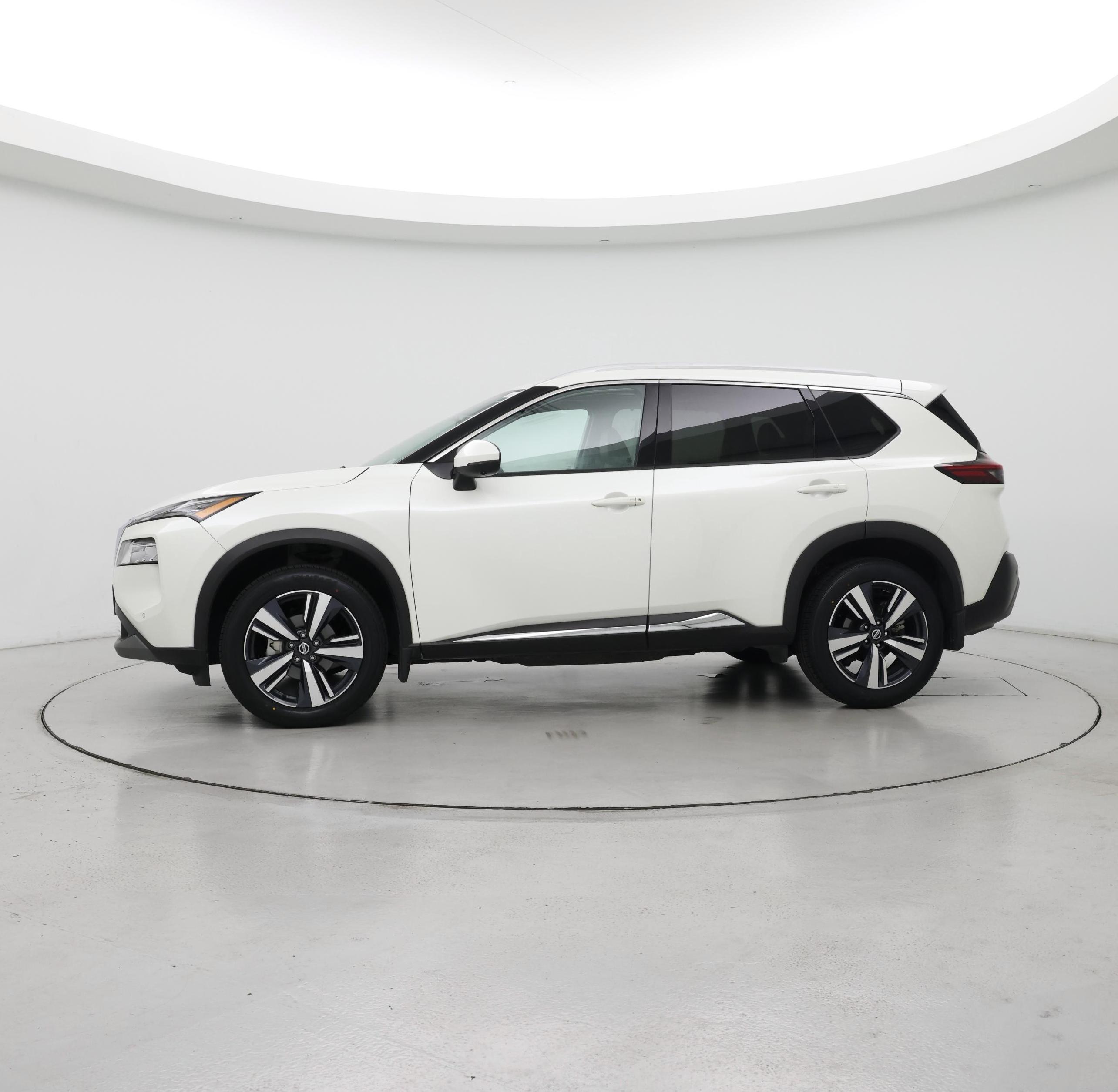 Thumbnail: 2021 Nissan Rogue - 3