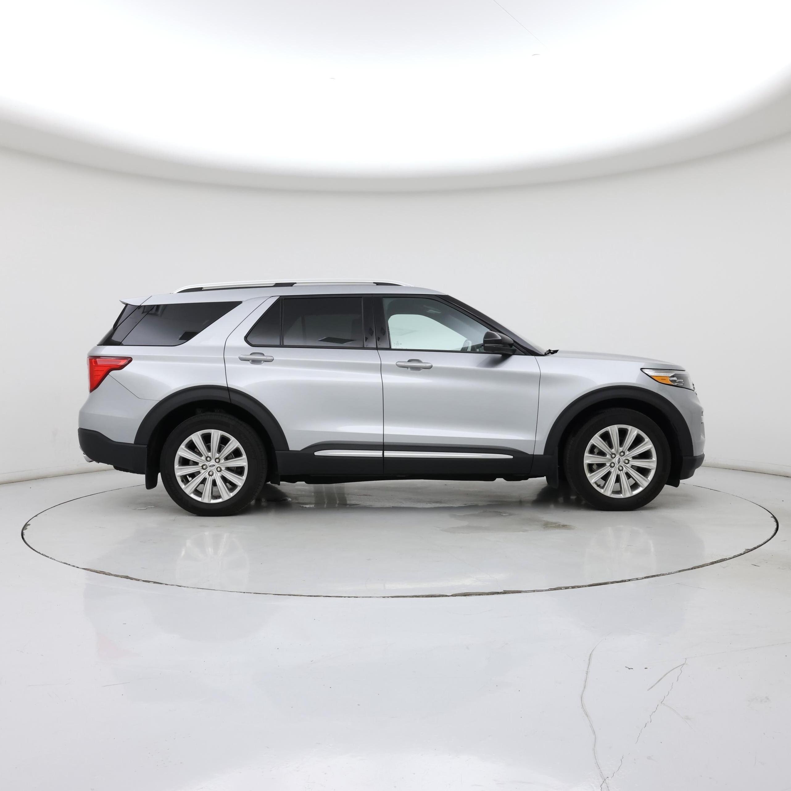 Thumbnail: 2020 Ford Explorer - 7
