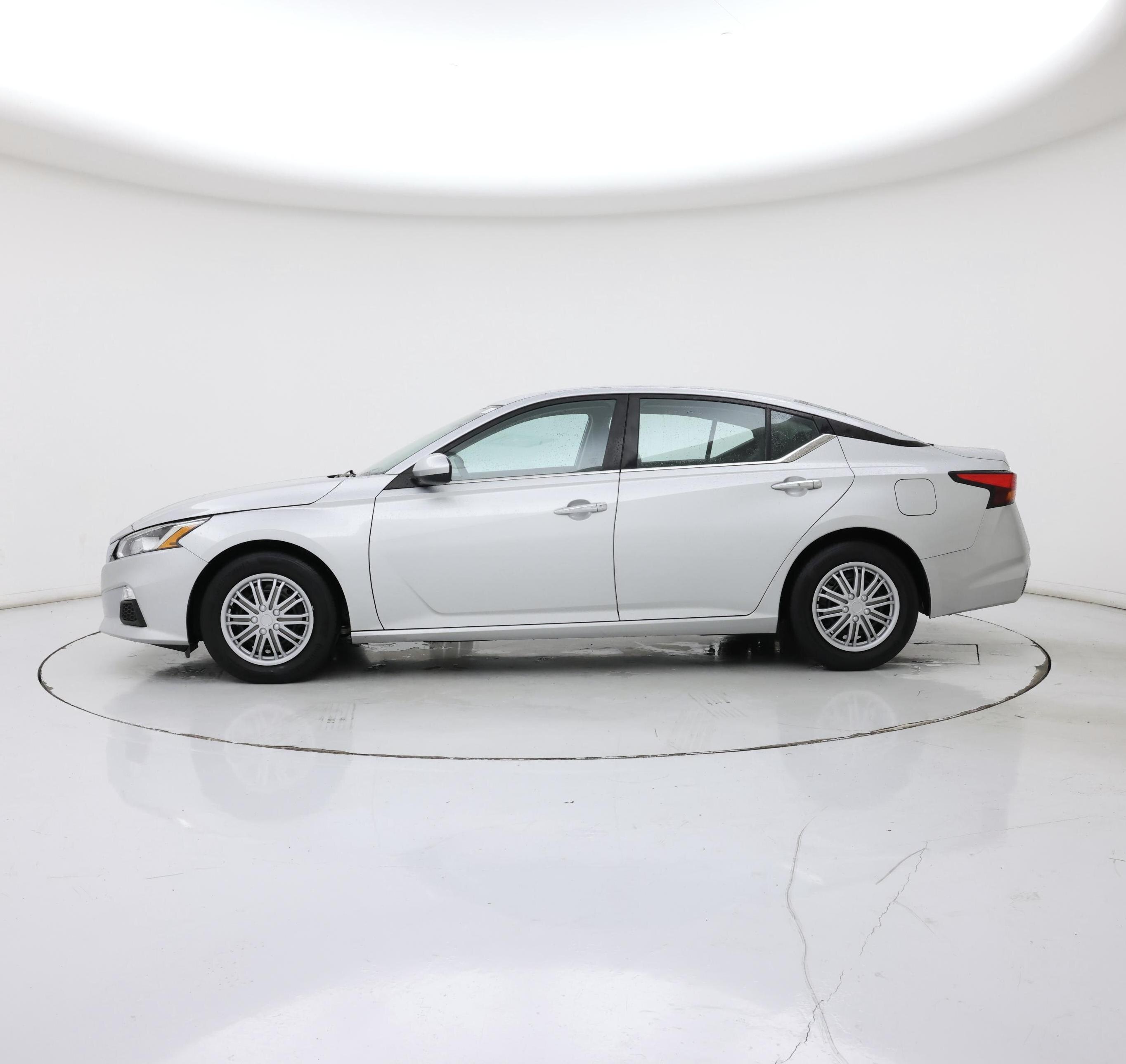Thumbnail: 2021 Nissan Altima - 3