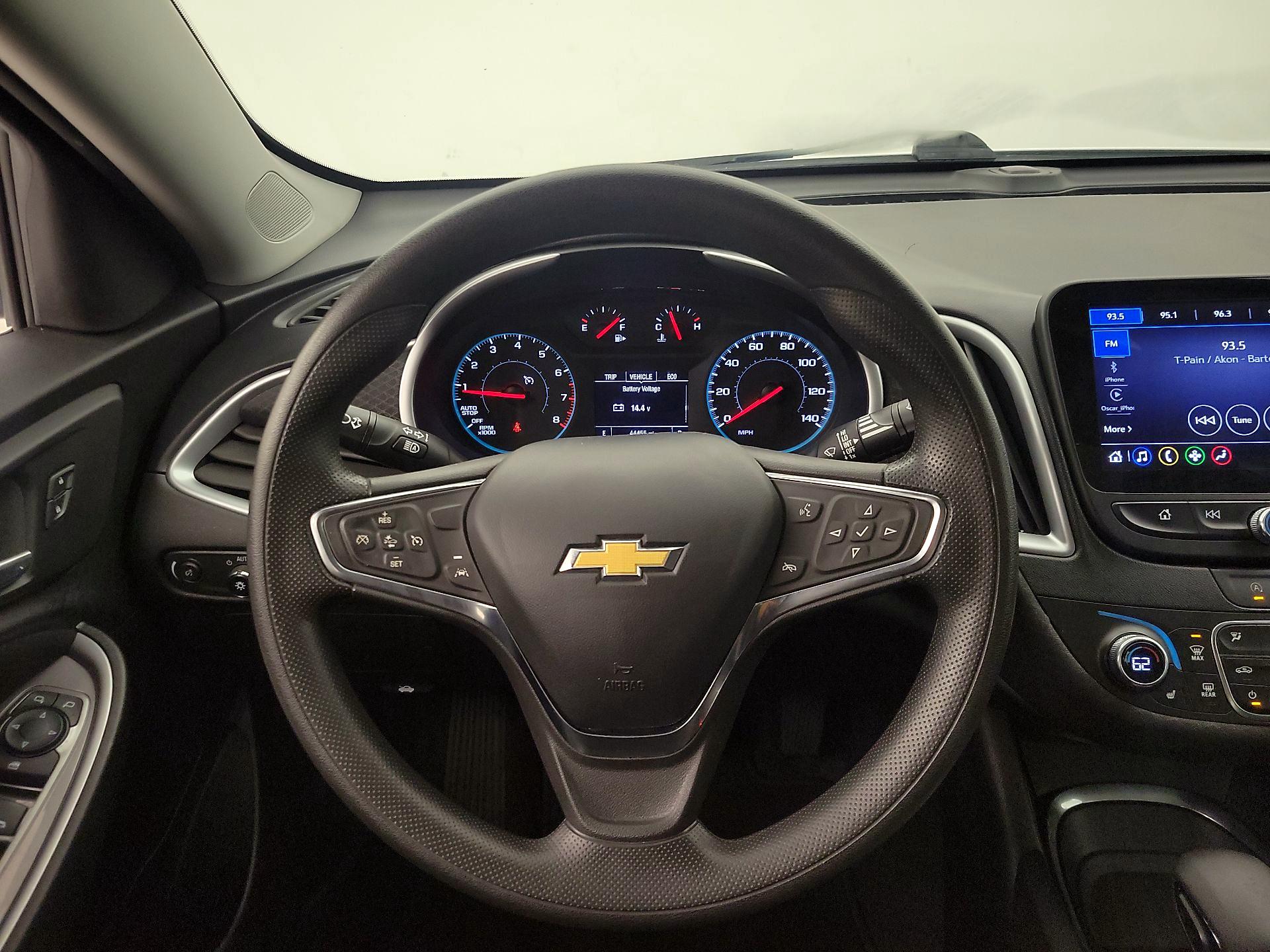 Thumbnail: 2023 Chevrolet Malibu - 10