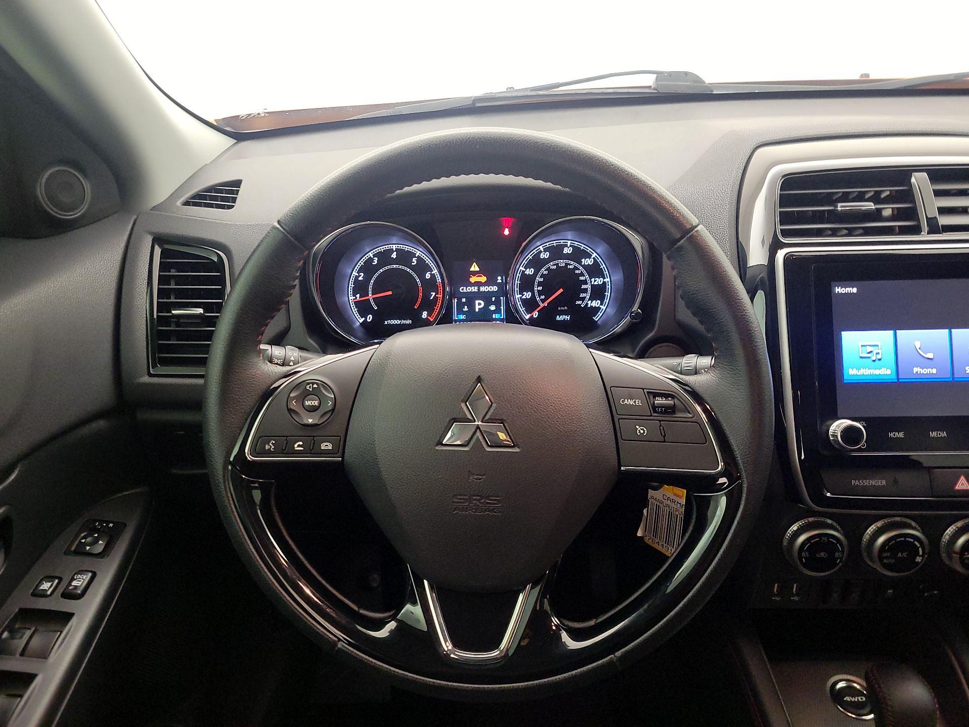 Thumbnail: 2023 Mitsubishi Outlander Sport - 10