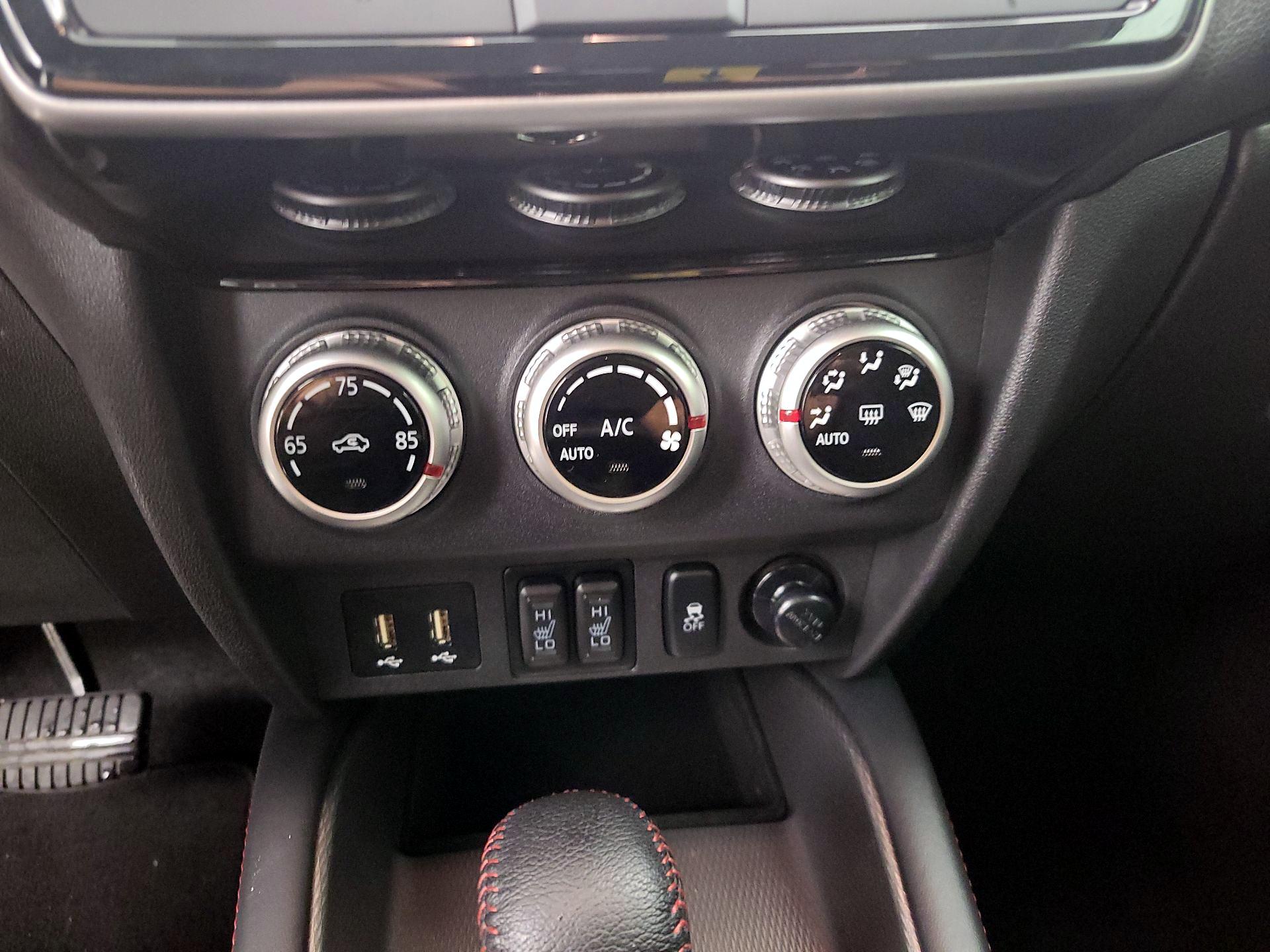 Thumbnail: 2023 Mitsubishi Outlander Sport - 16