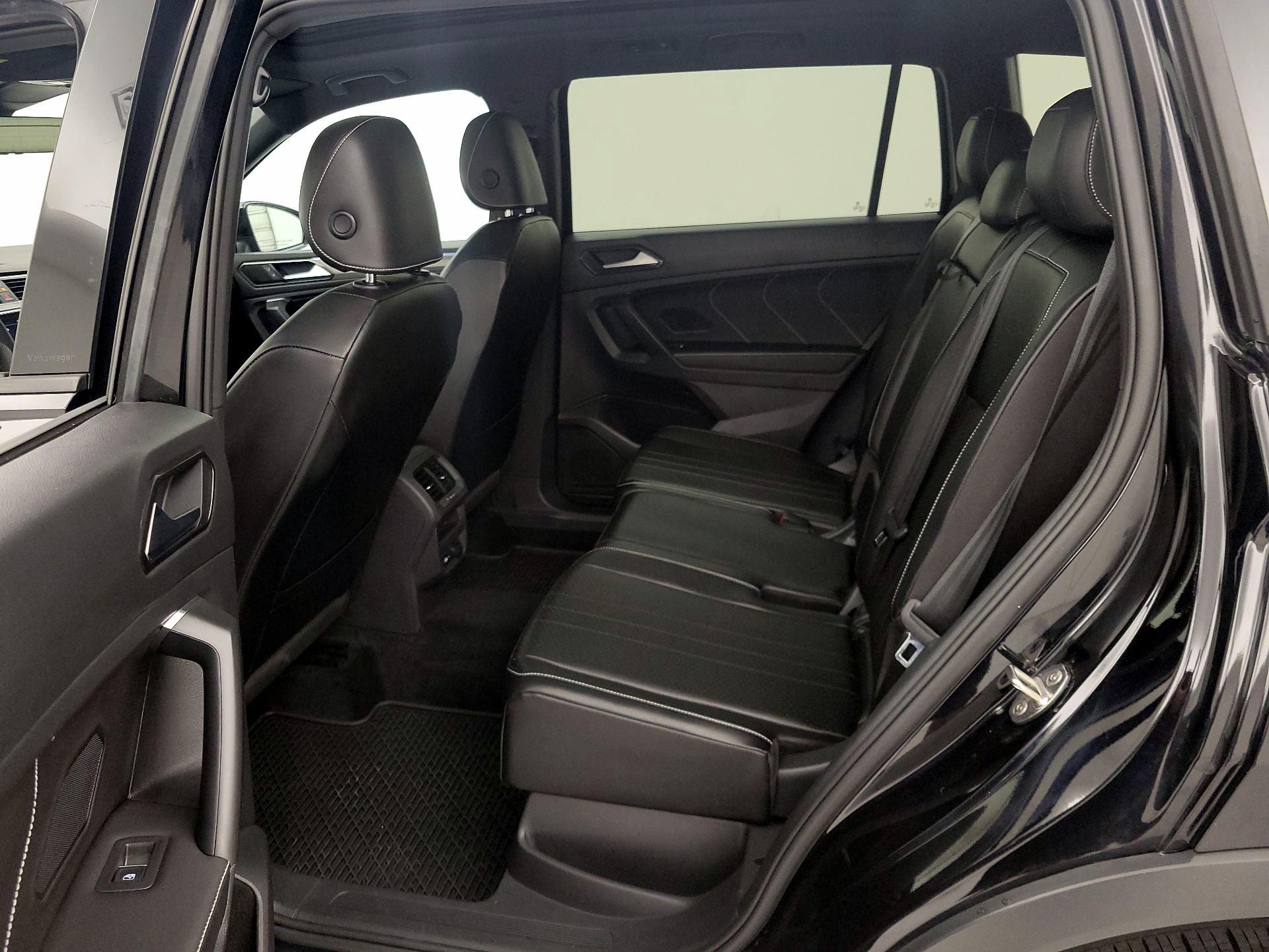 Thumbnail: 2022 Volkswagen Tiguan - 20