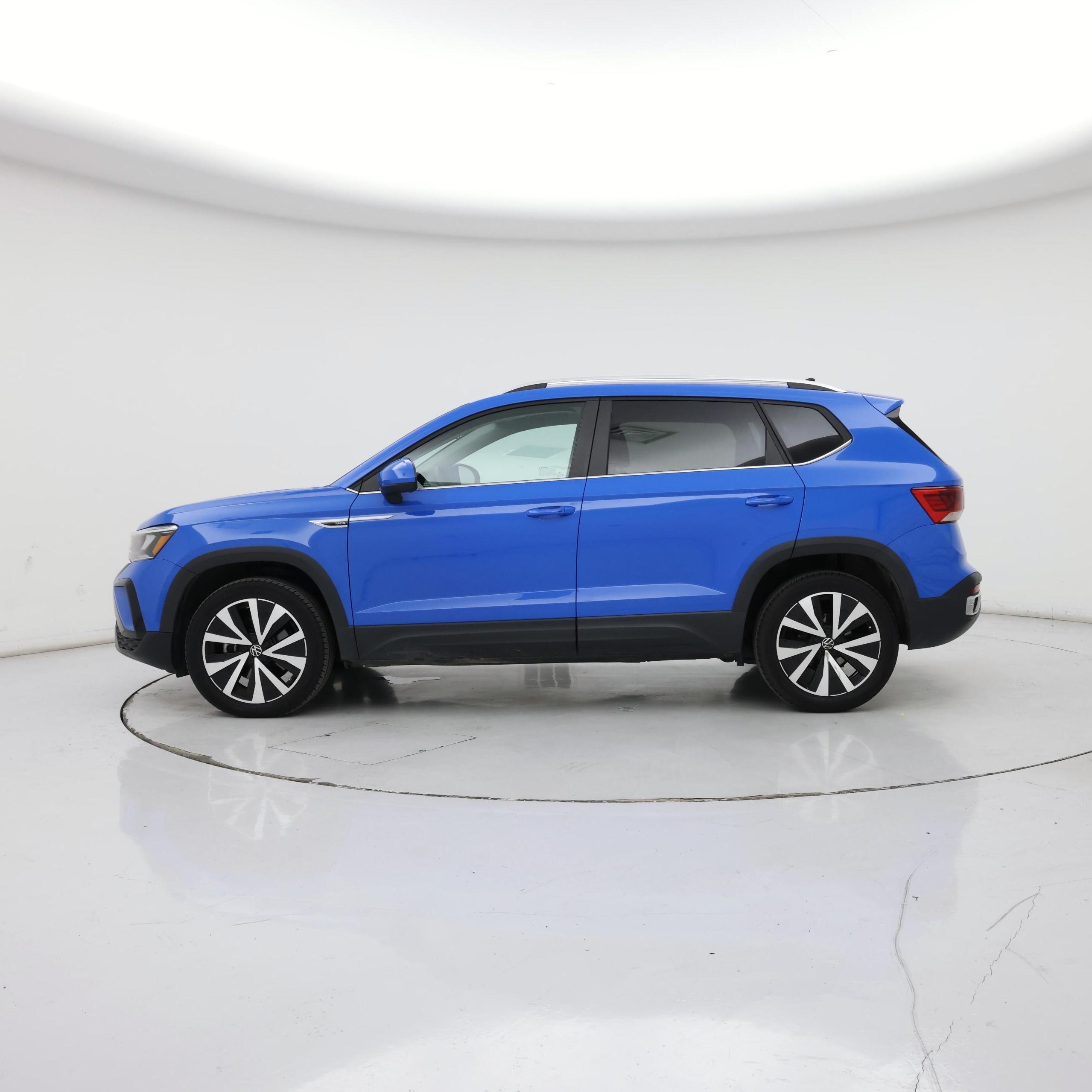 Thumbnail: 2022 Volkswagen Taos - 3