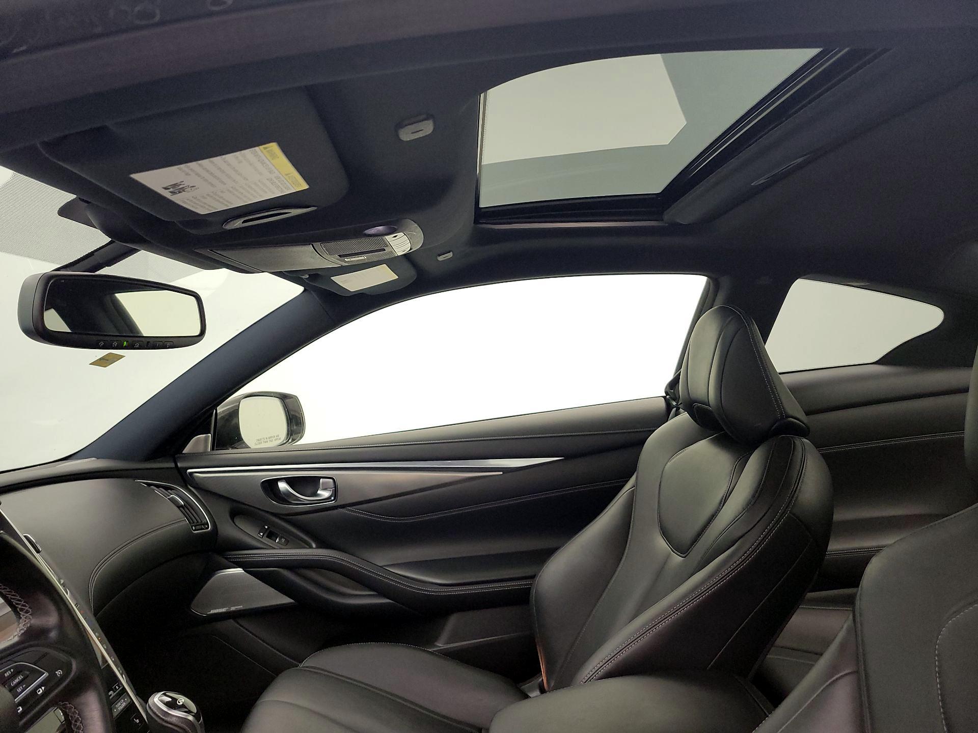 Thumbnail: 2017 INFINITI Q60 - 18