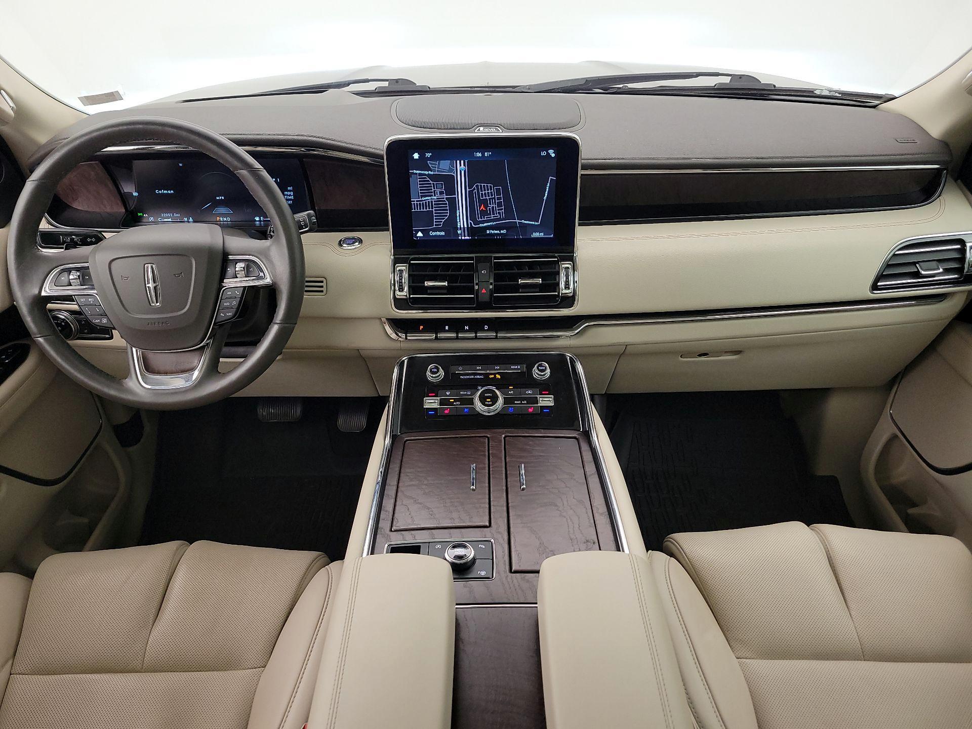 Thumbnail: 2019 Lincoln Navigator - 9