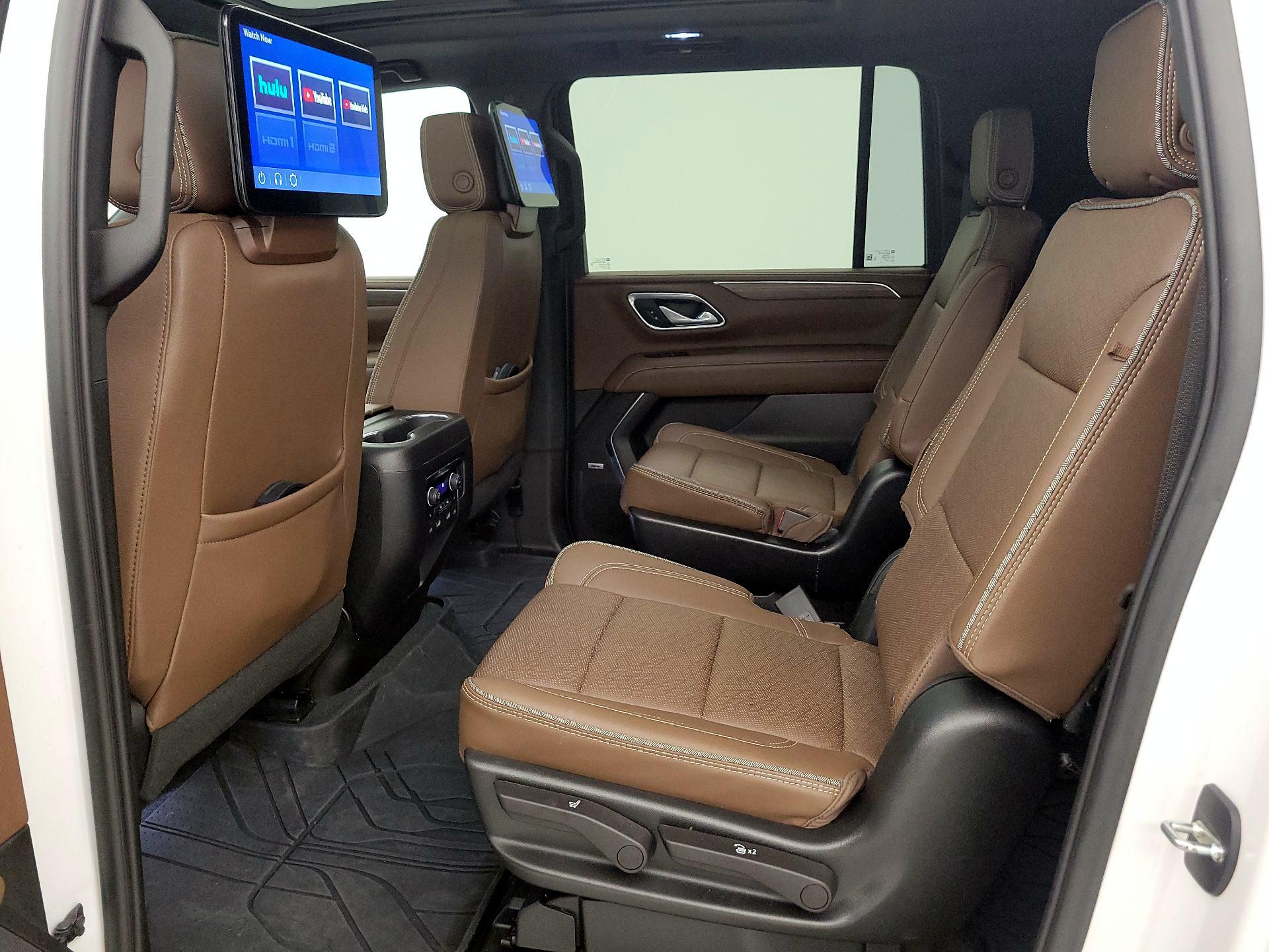 Thumbnail: 2023 Chevrolet Suburban - 20