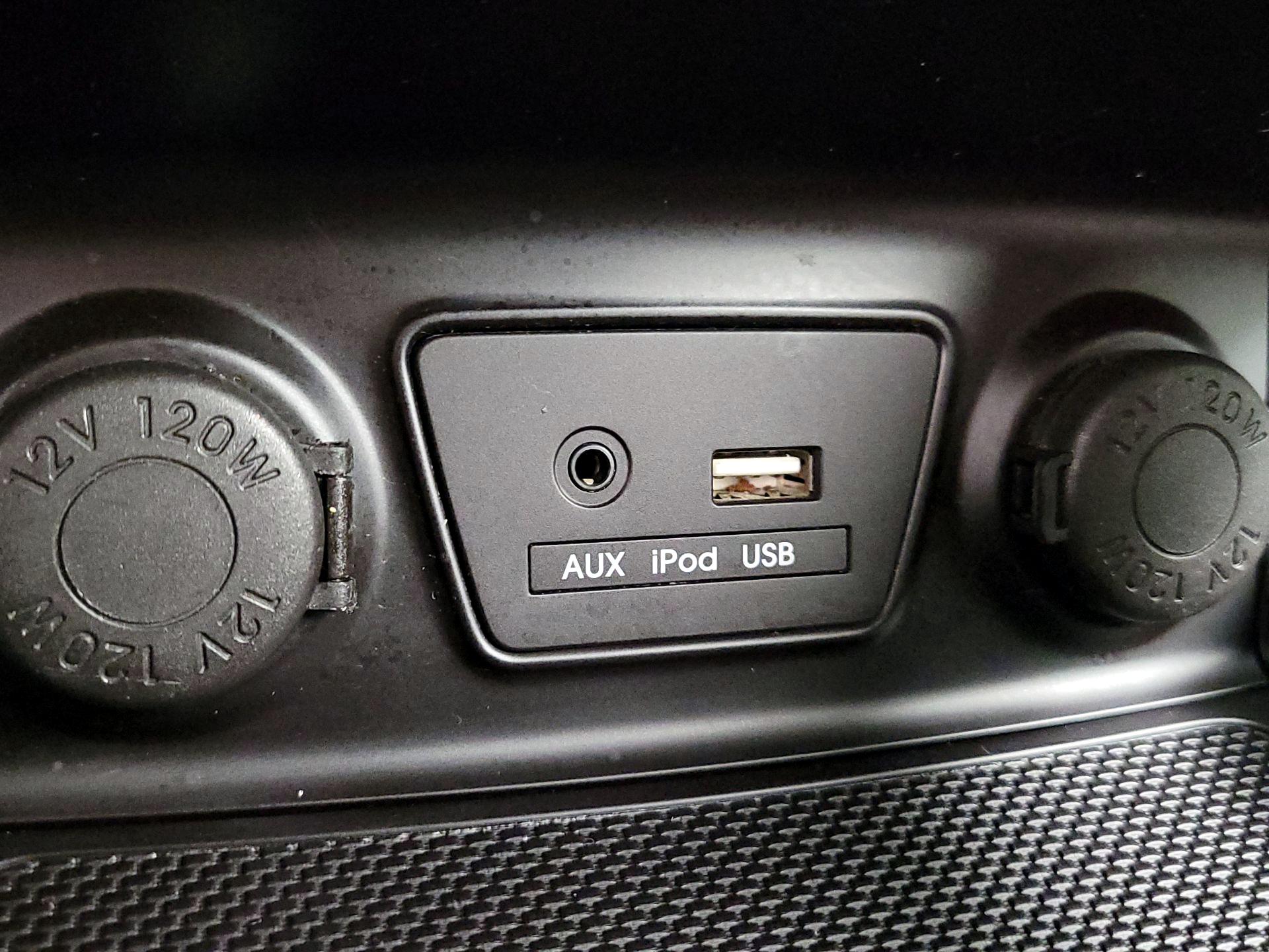 Thumbnail: 2015 Hyundai Tucson - 17