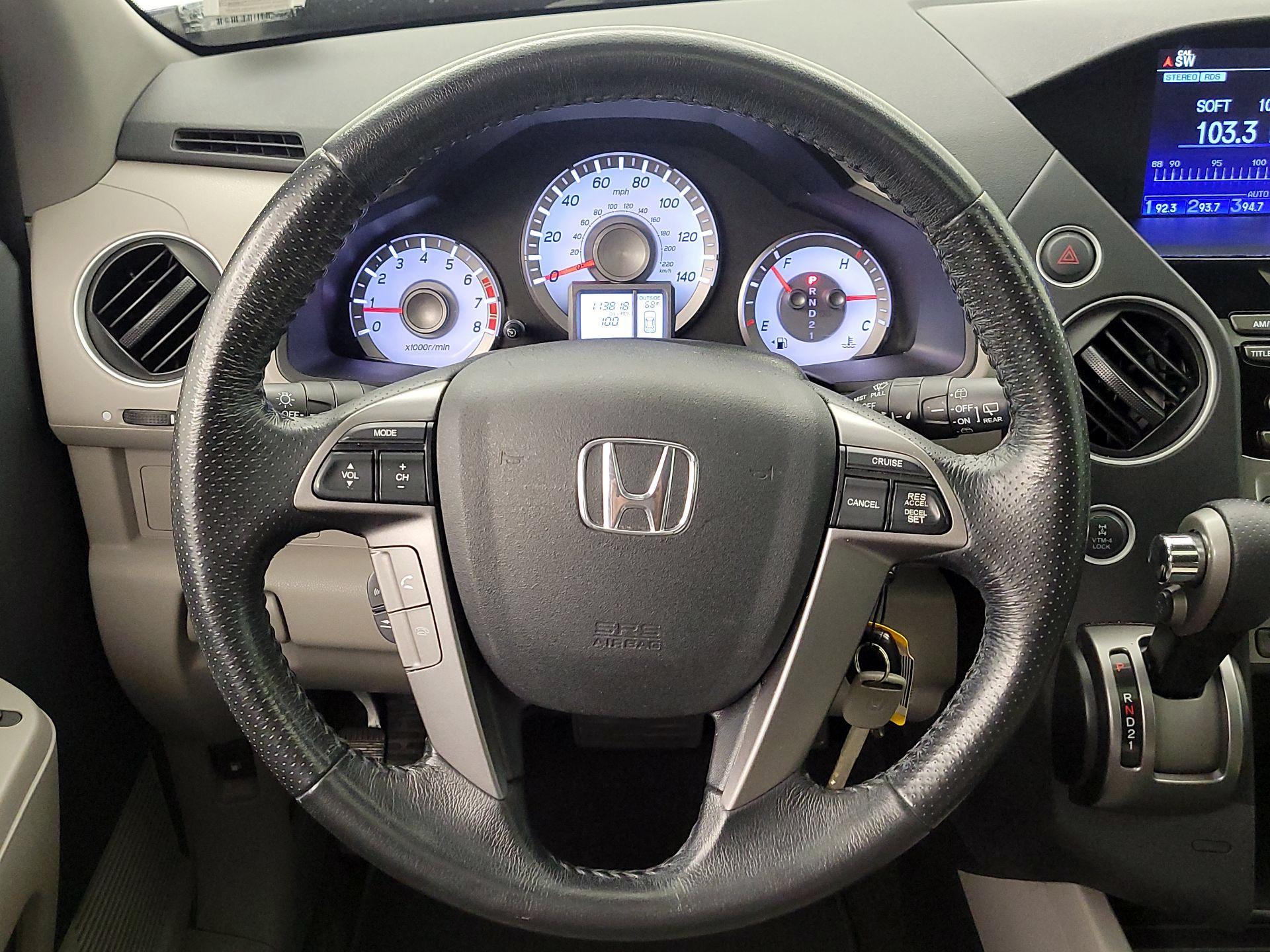 Thumbnail: 2015 Honda Pilot - 10