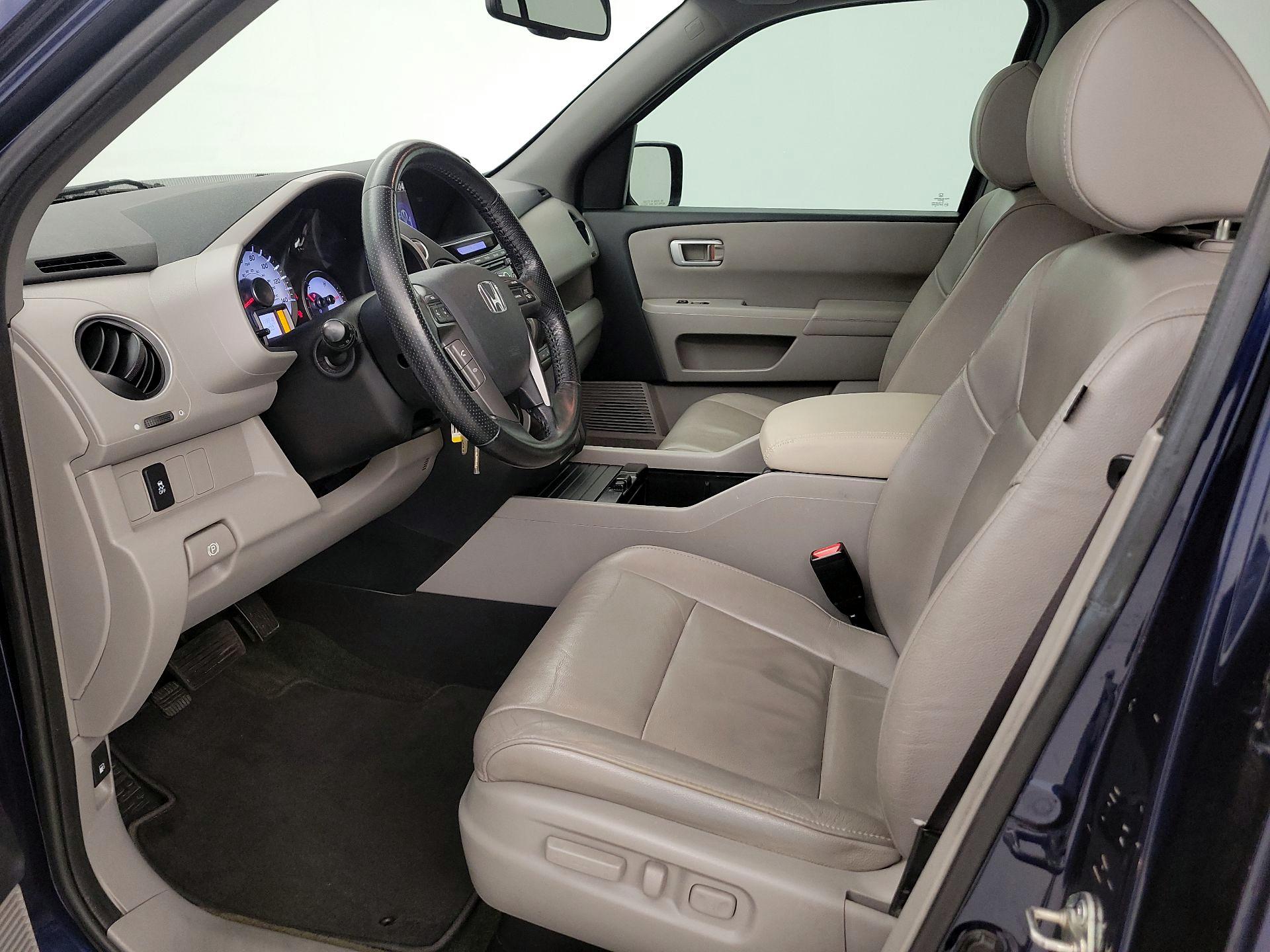 Thumbnail: 2015 Honda Pilot - 11