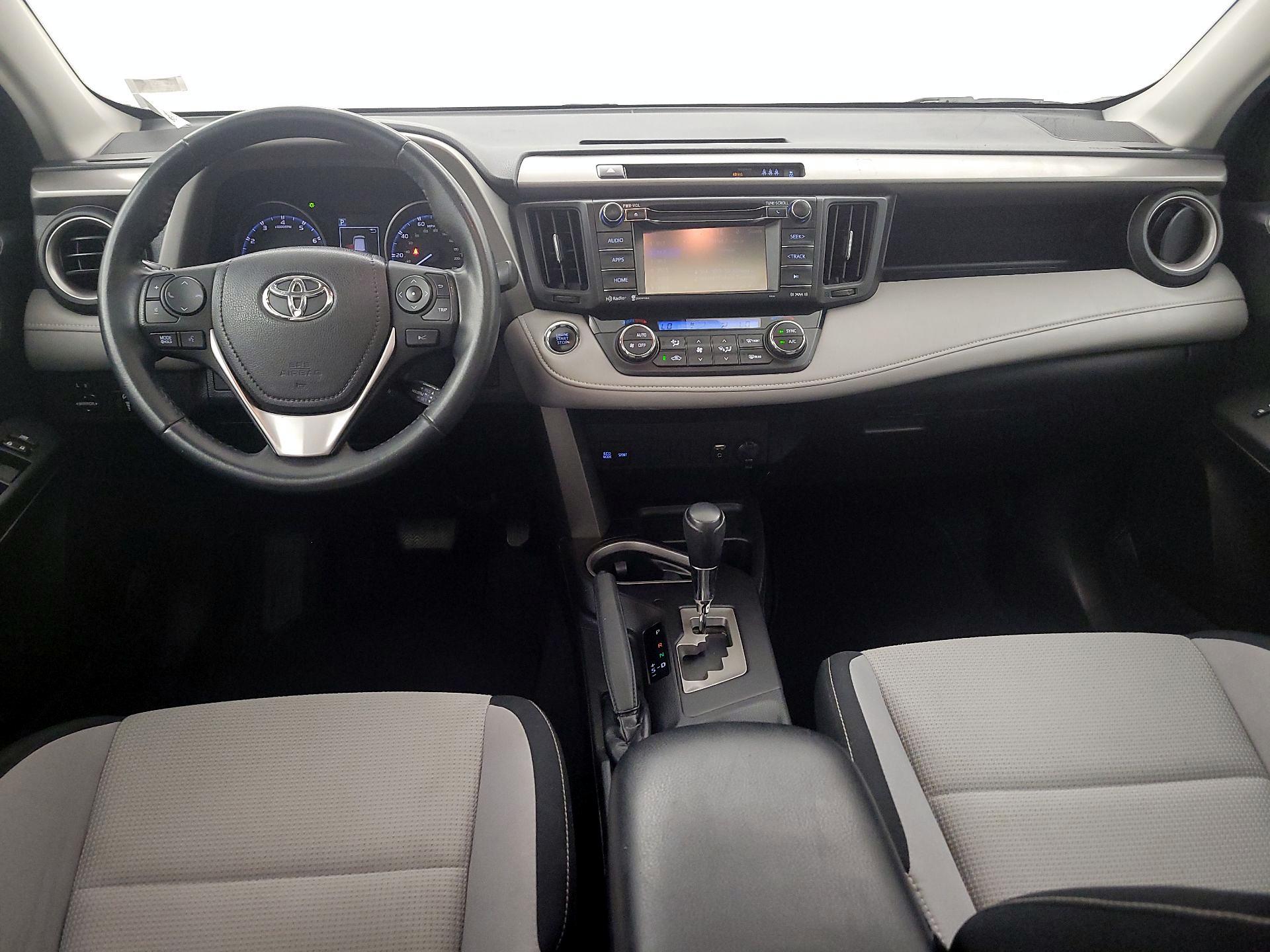 Thumbnail: 2018 Toyota RAV4 - 9