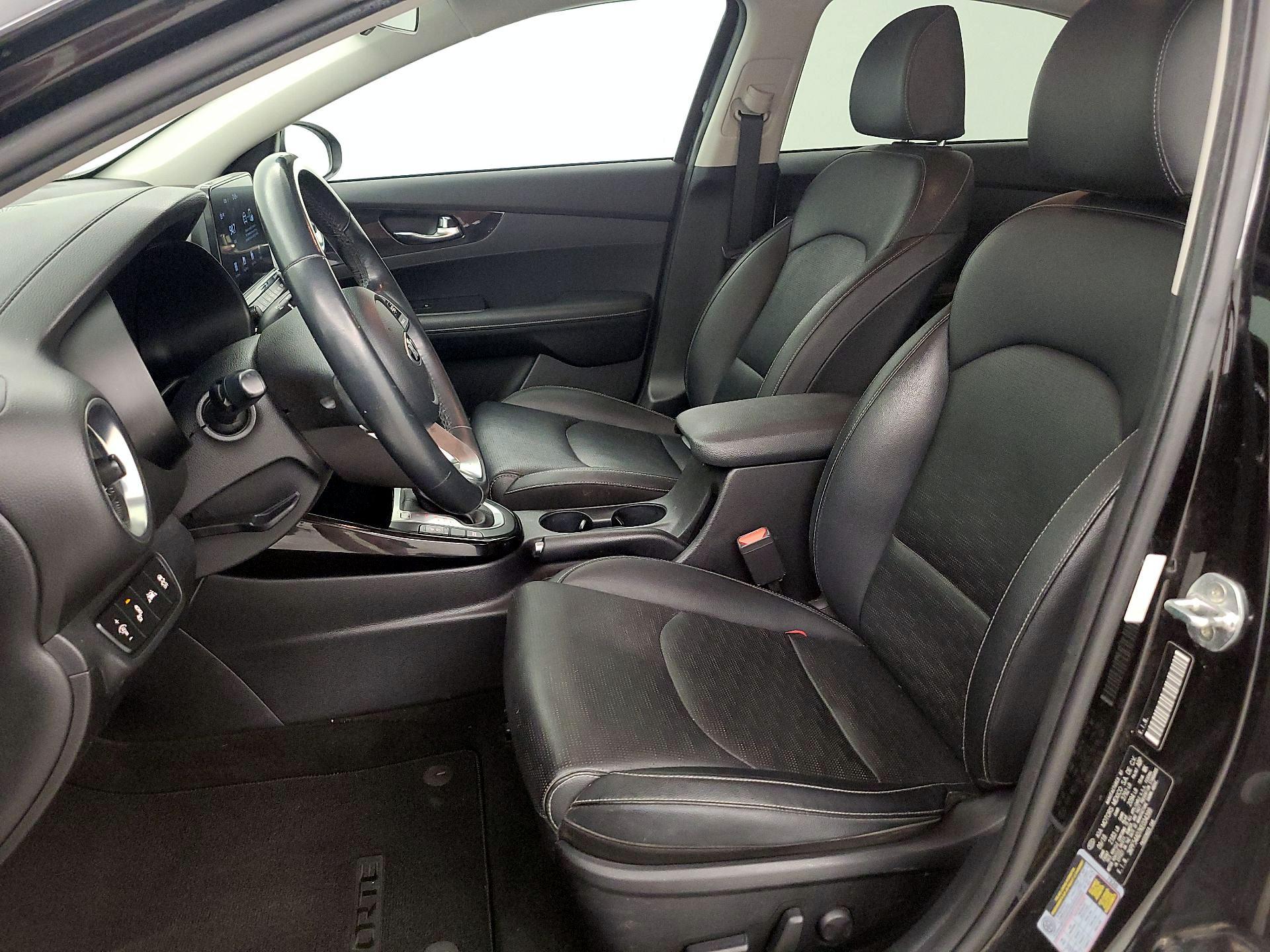 Thumbnail: 2019 Kia Forte - 11