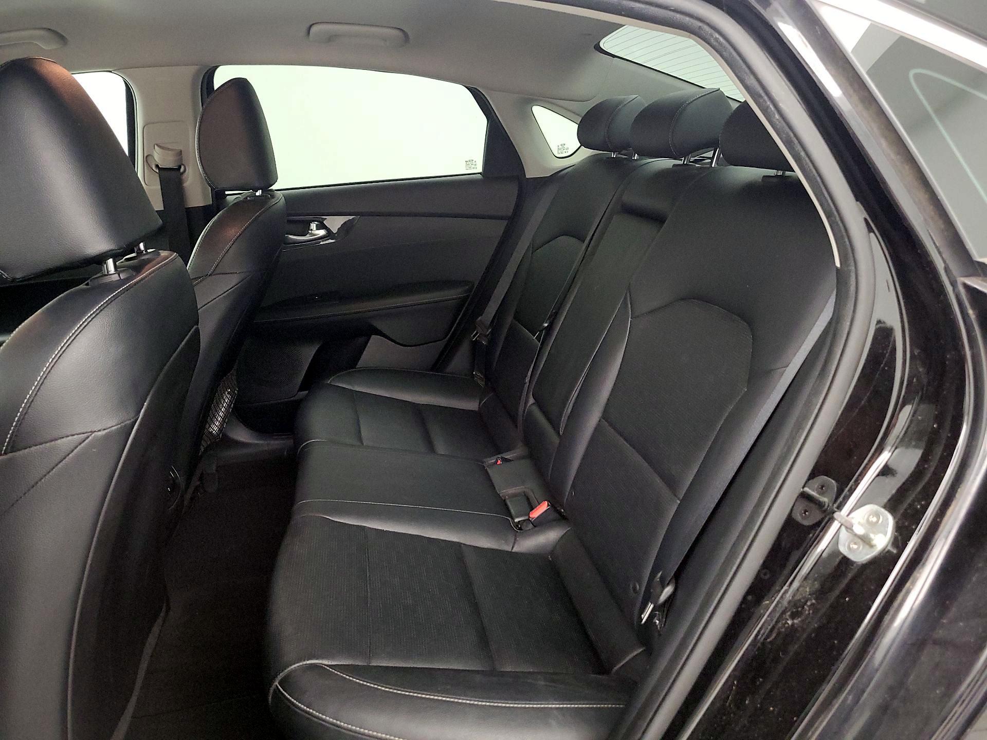 Thumbnail: 2019 Kia Forte - 19