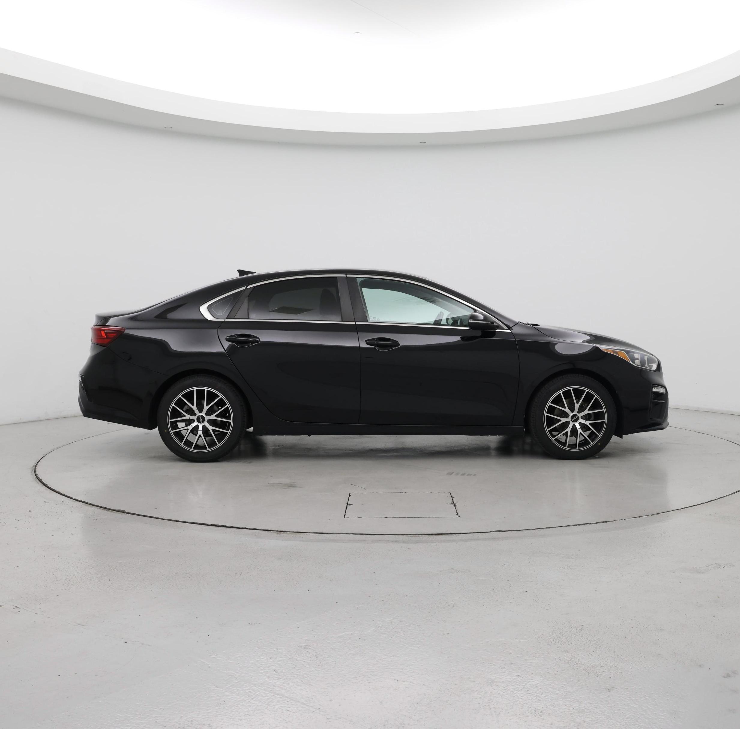 Thumbnail: 2019 Kia Forte - 7