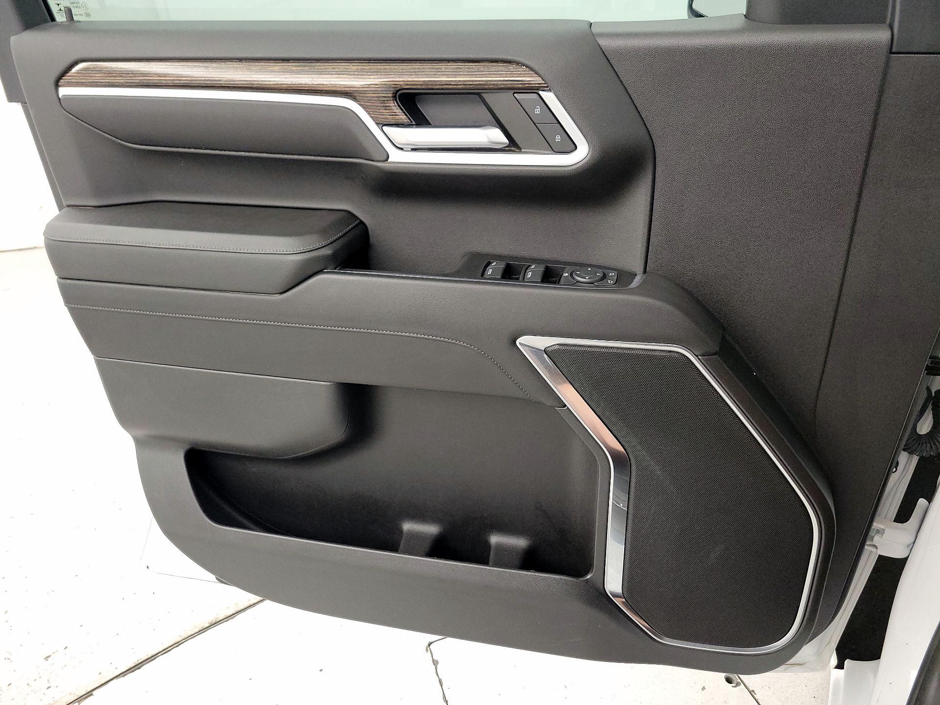 Thumbnail: 2022 GMC Sierra 1500 - 12