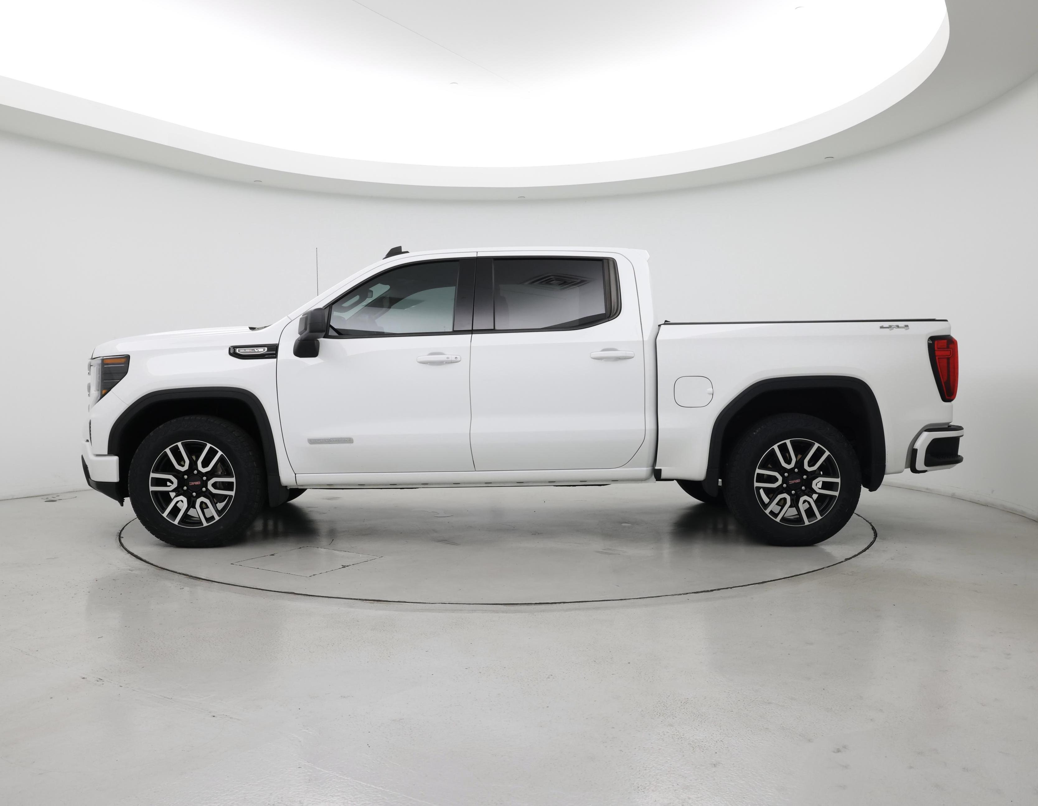 Thumbnail: 2022 GMC Sierra 1500 - 3
