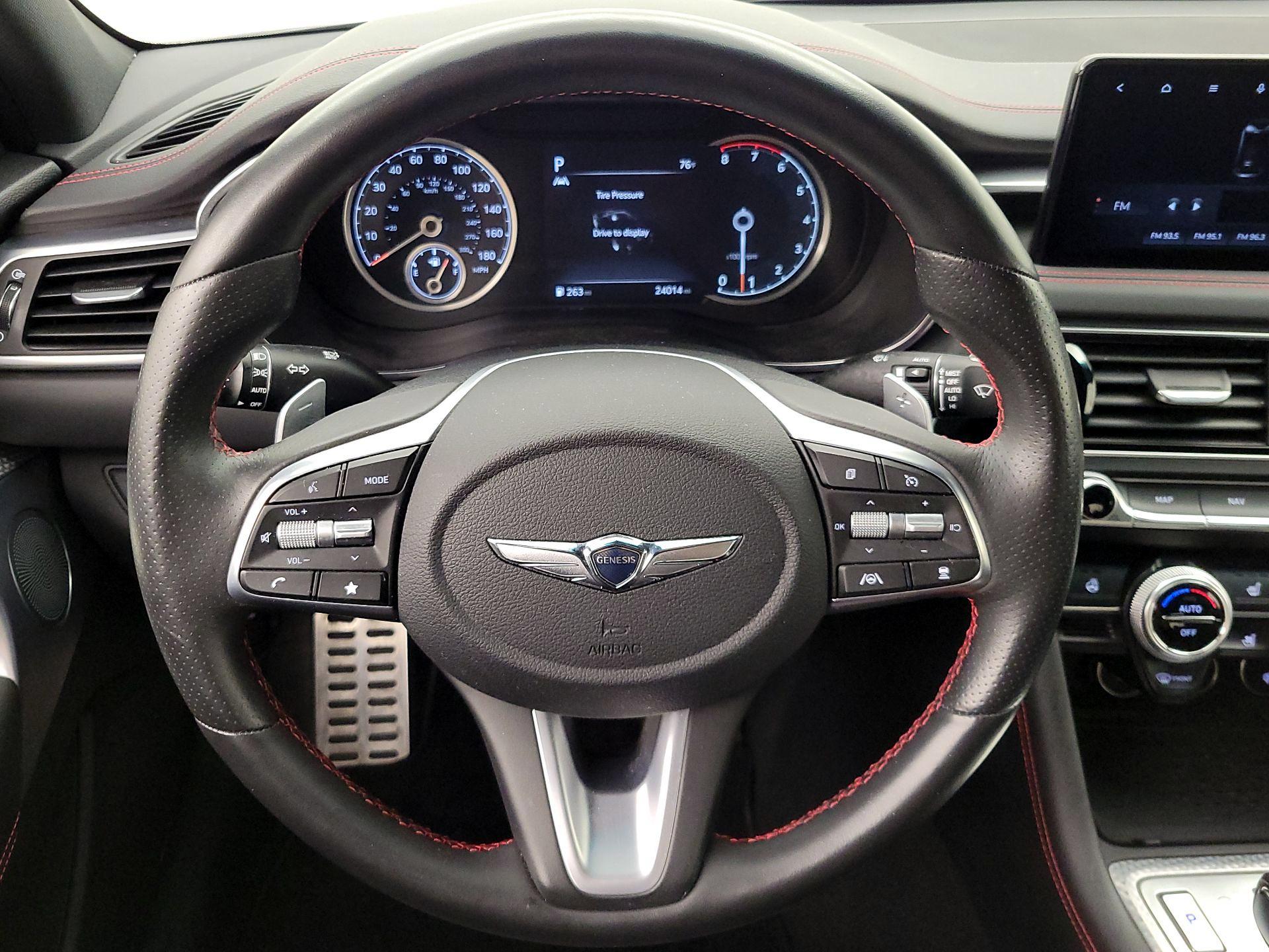 Thumbnail: 2022 Genesis G70 - 10