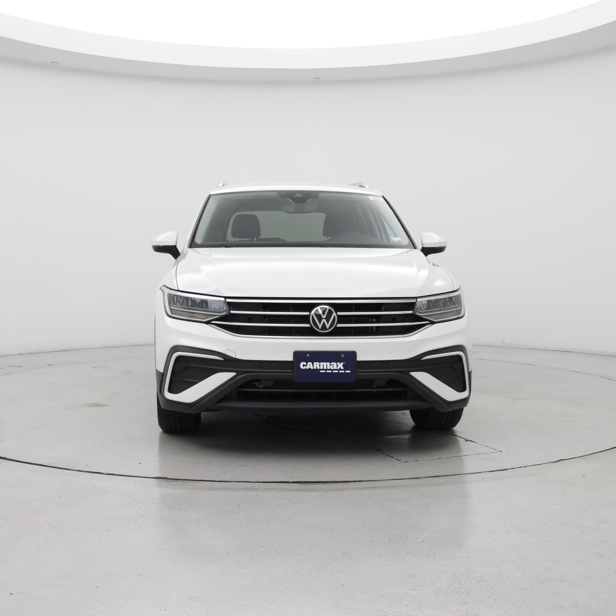 Thumbnail: 2022 Volkswagen Tiguan - 5
