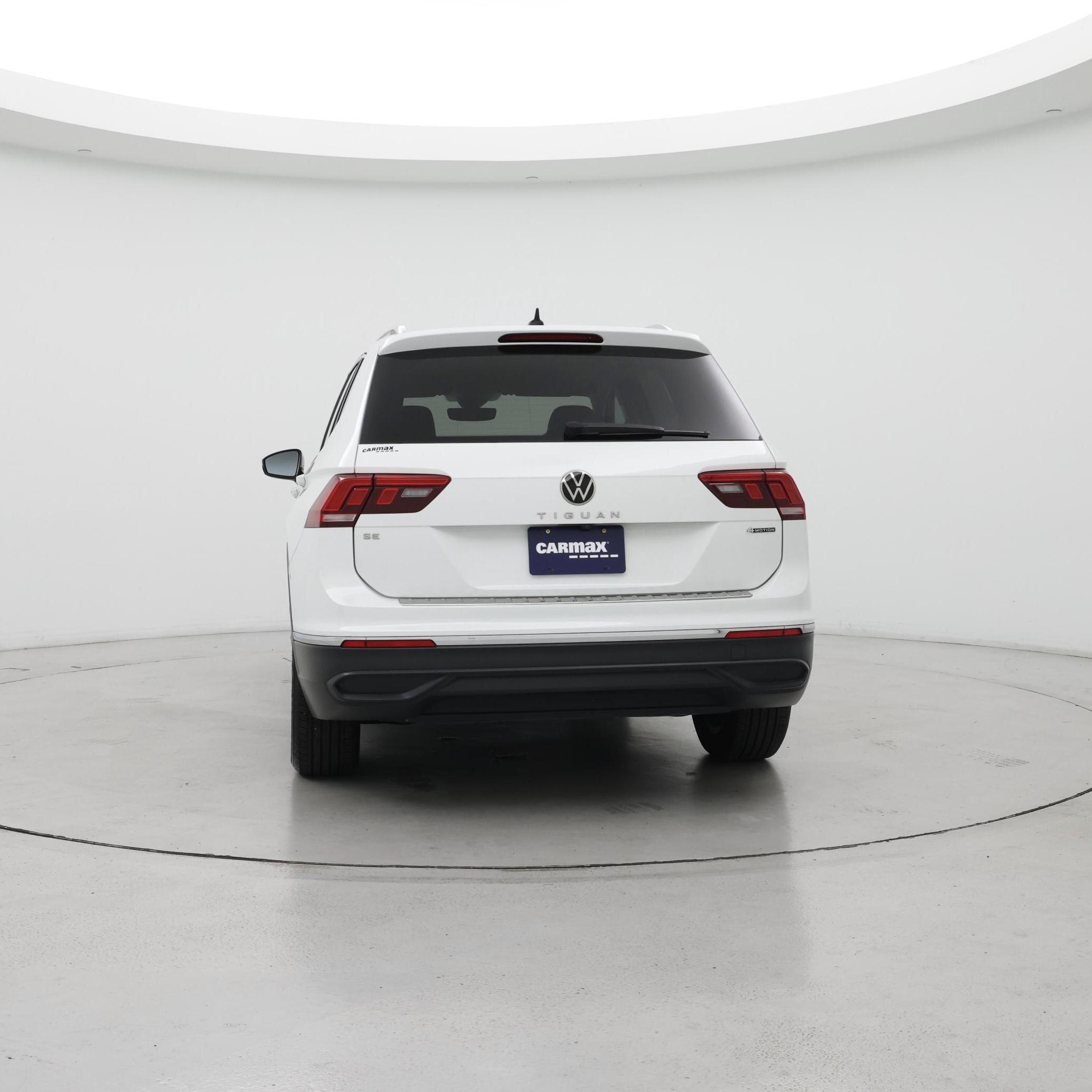 Thumbnail: 2022 Volkswagen Tiguan - 6